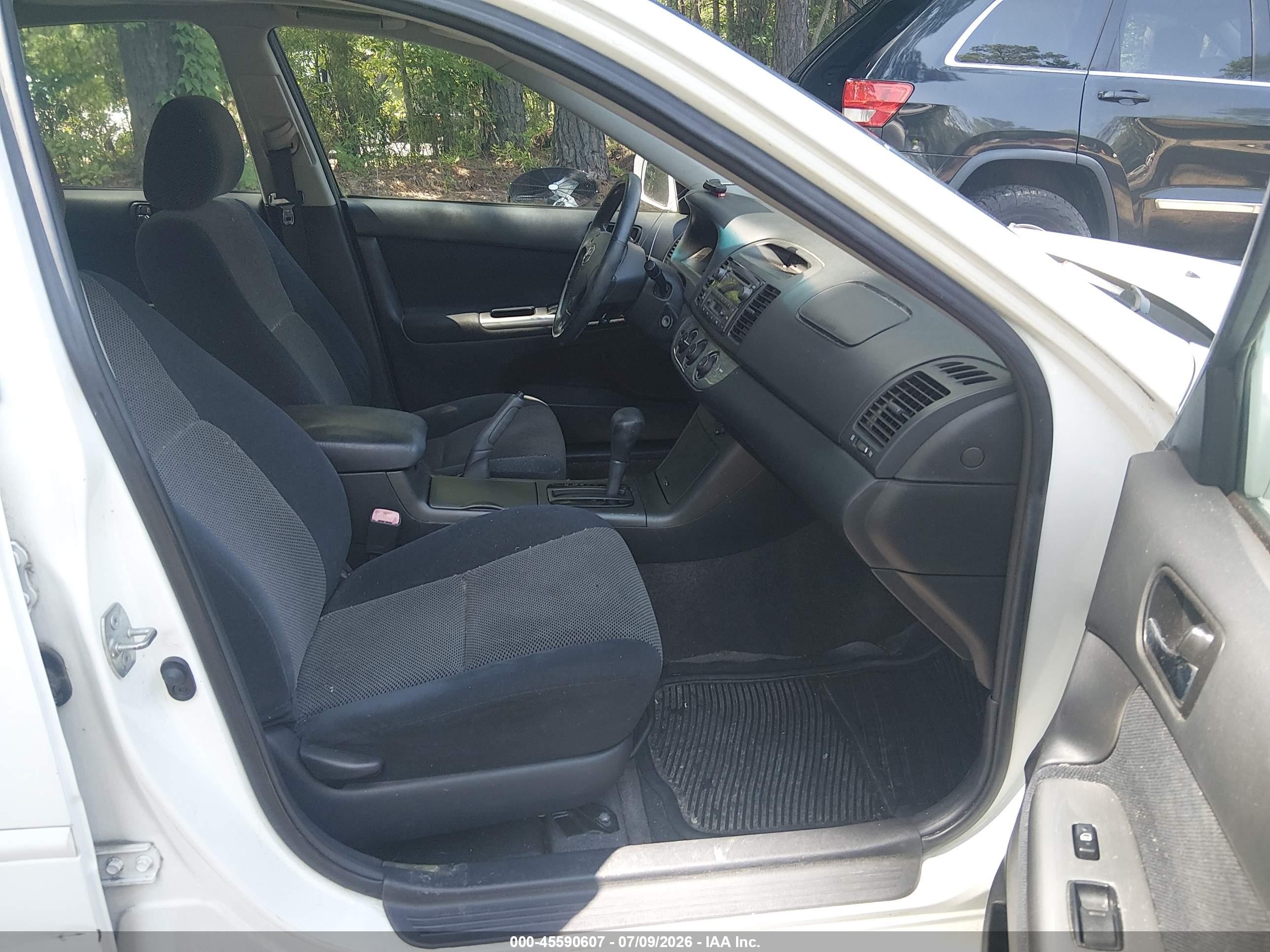 2005 Toyota Camry Se V6 White vin: 4T1BA32K35U506942