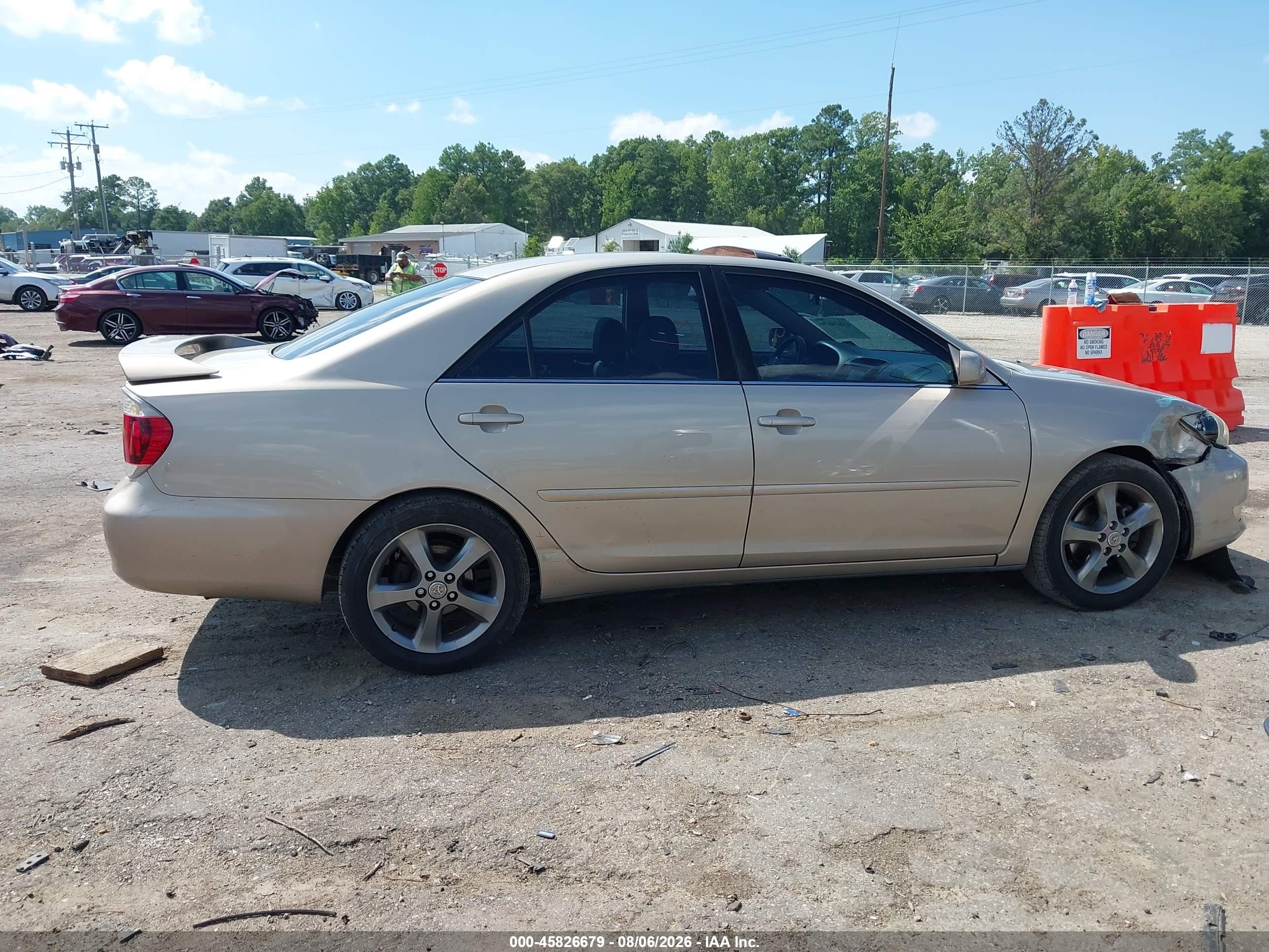 2005 Toyota Camry Se V6 Gold vin: 4T1BA32K75U061623