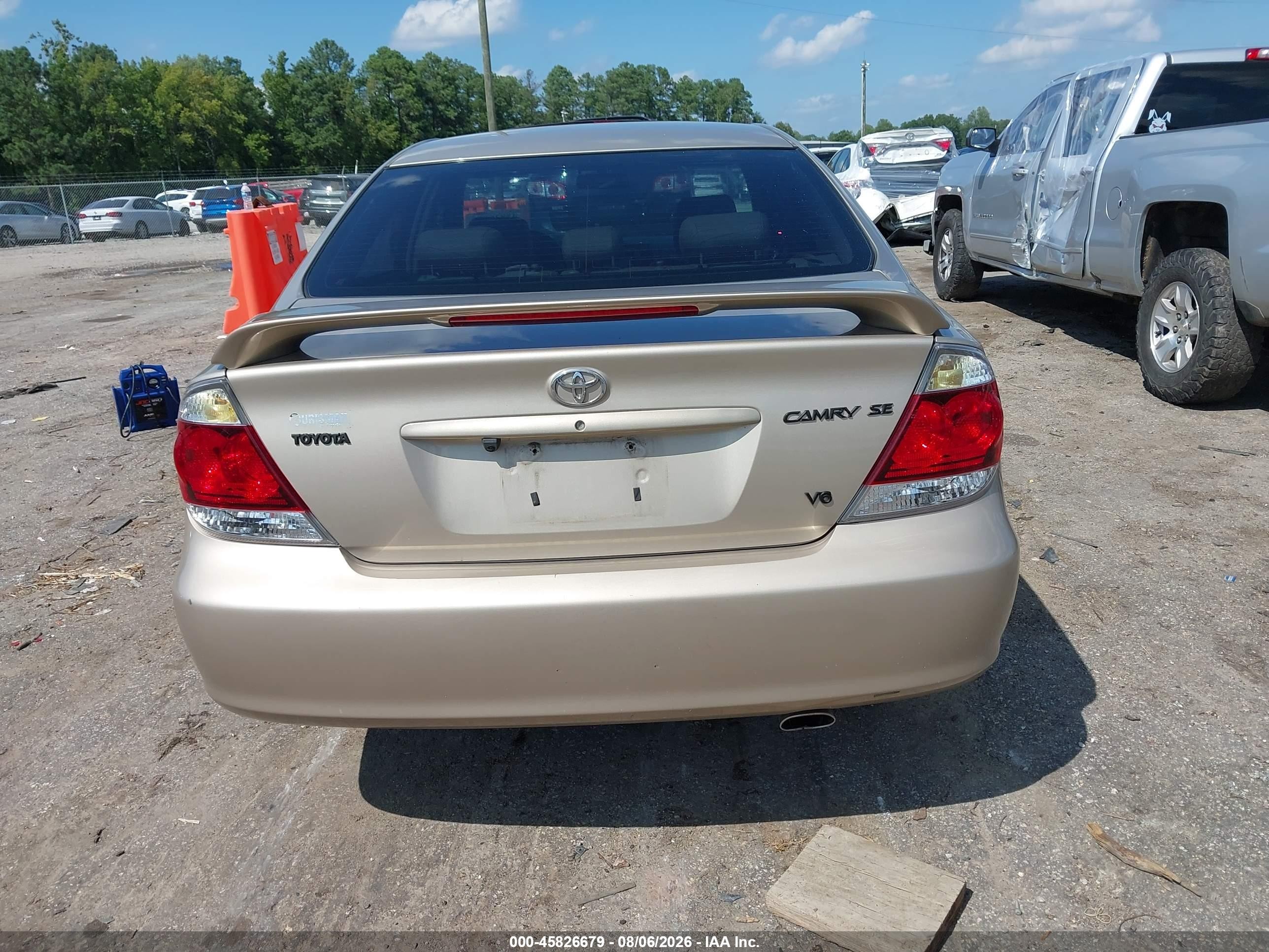 2005 Toyota Camry Se V6 Gold vin: 4T1BA32K75U061623