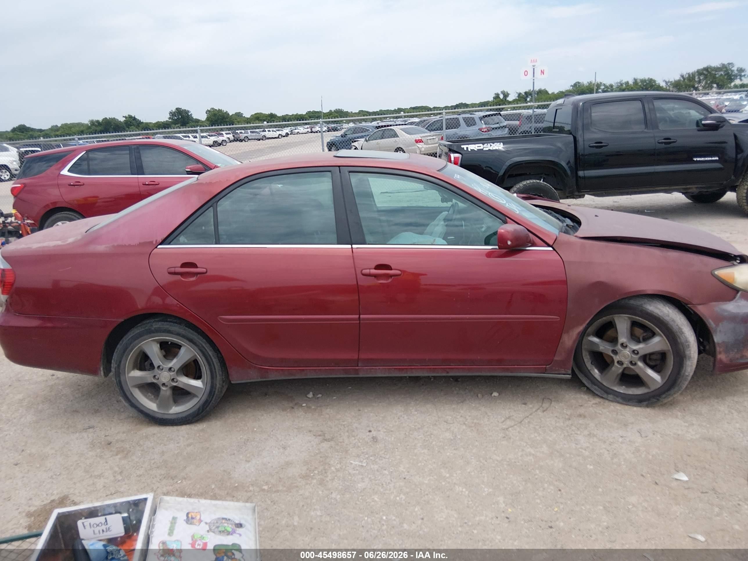 2005 Toyota Camry Se V6 Red vin: 4T1BA32K85U508427