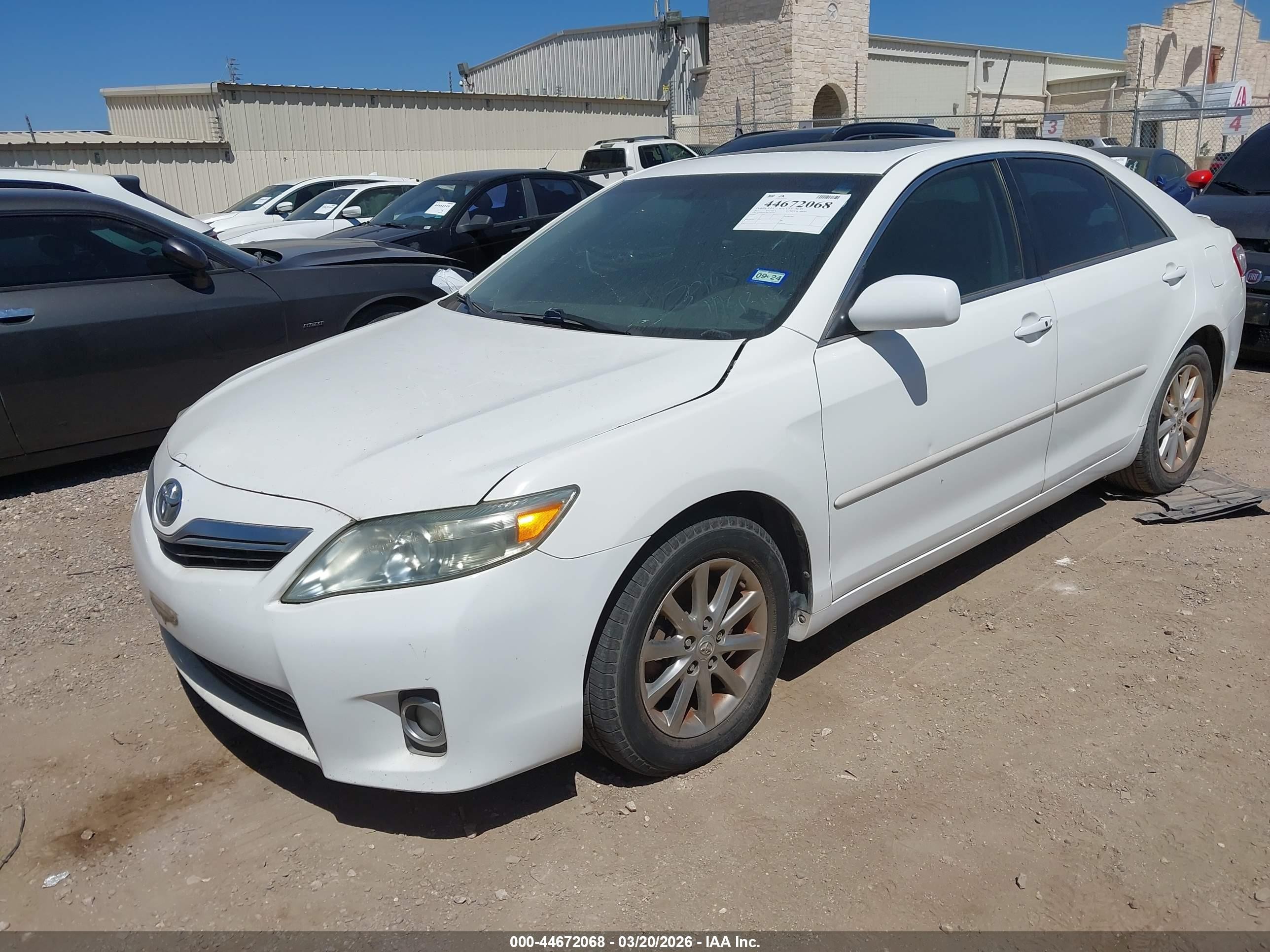 2011 Toyota Camry Hybrid   White vin: 4T1BB3EK0BU130754