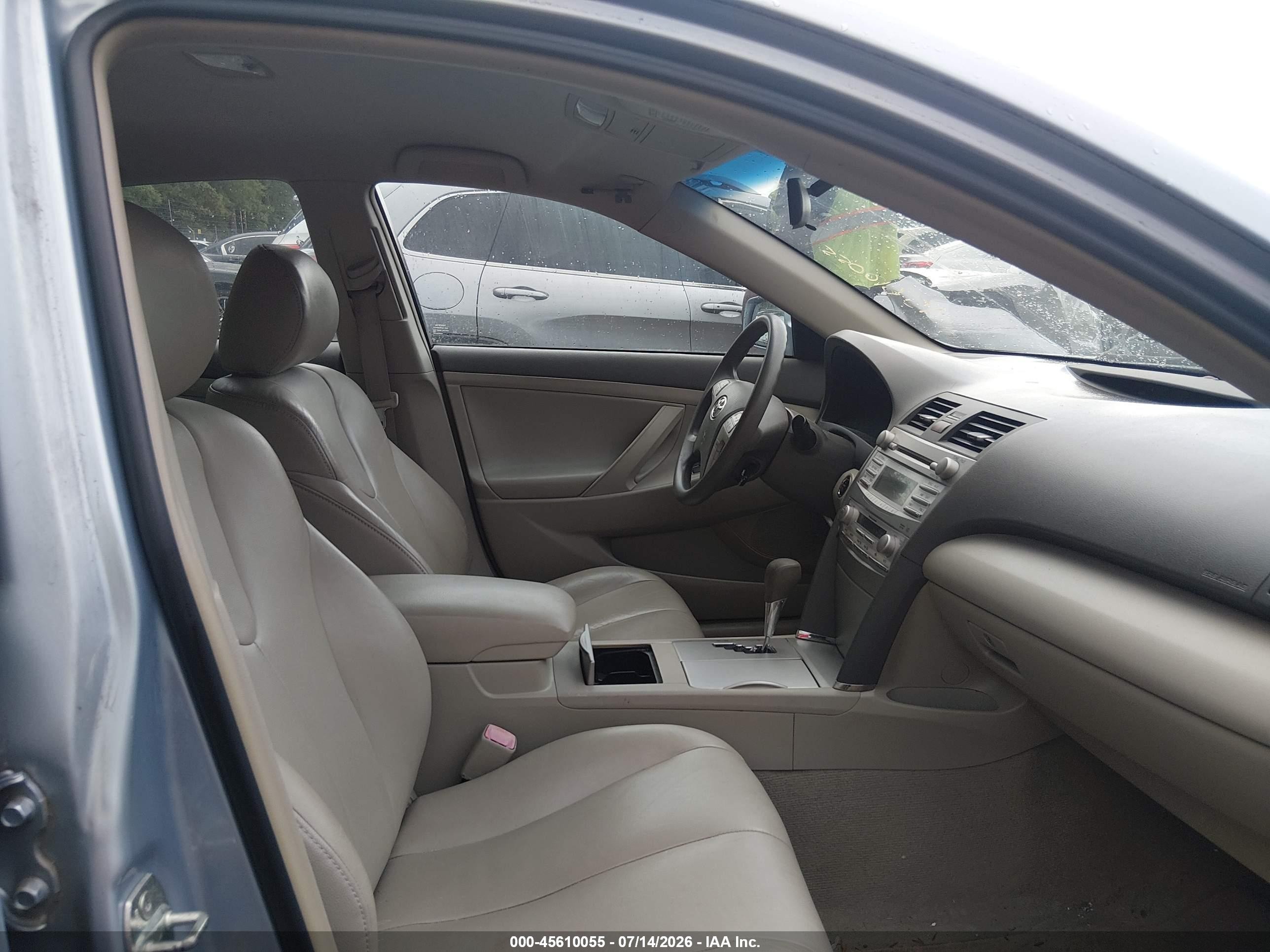 2011 Toyota Camry Hybrid   Light Blue vin: 4T1BB3EK0BU133458