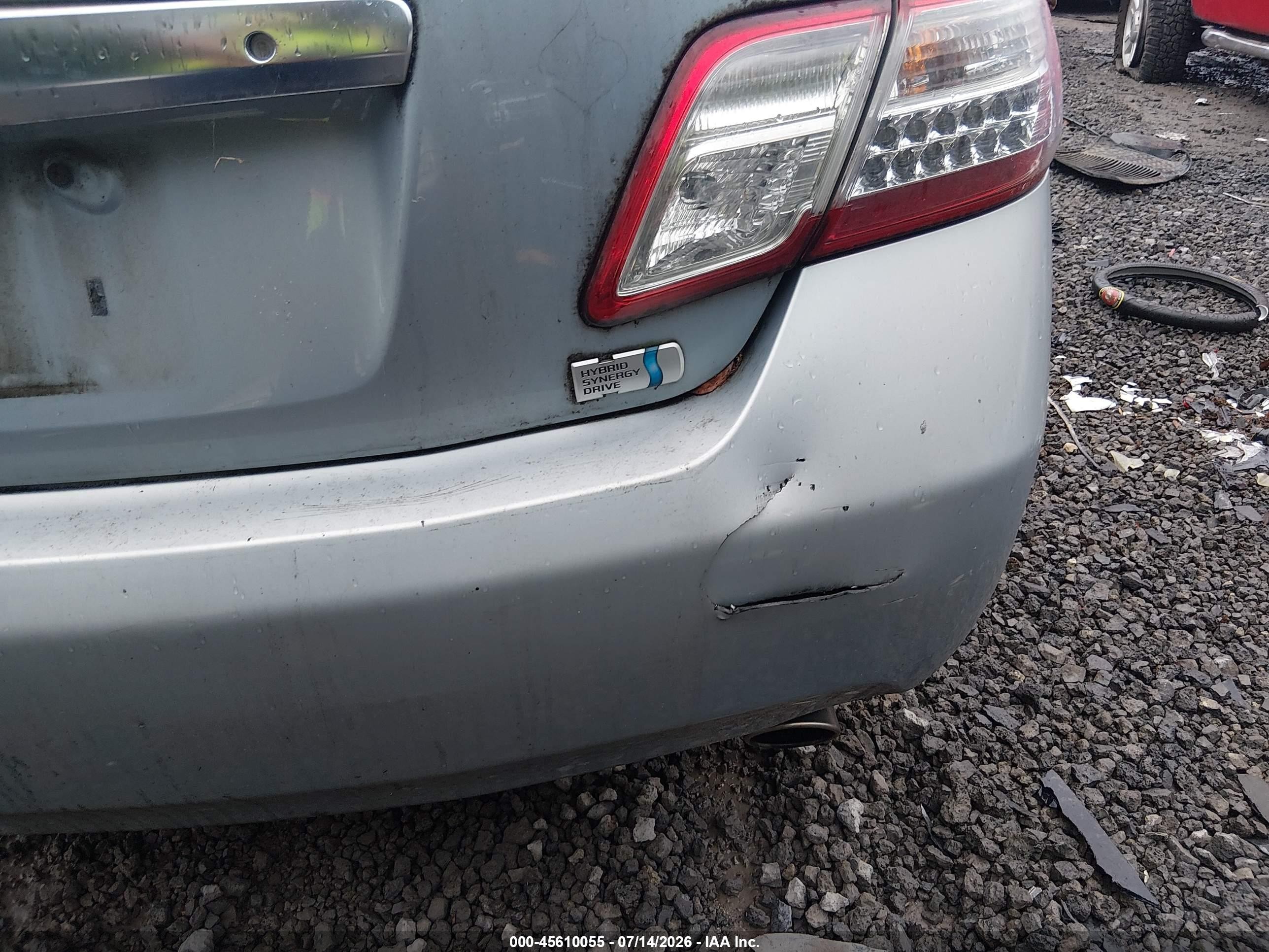 2011 Toyota Camry Hybrid   Light Blue vin: 4T1BB3EK0BU133458
