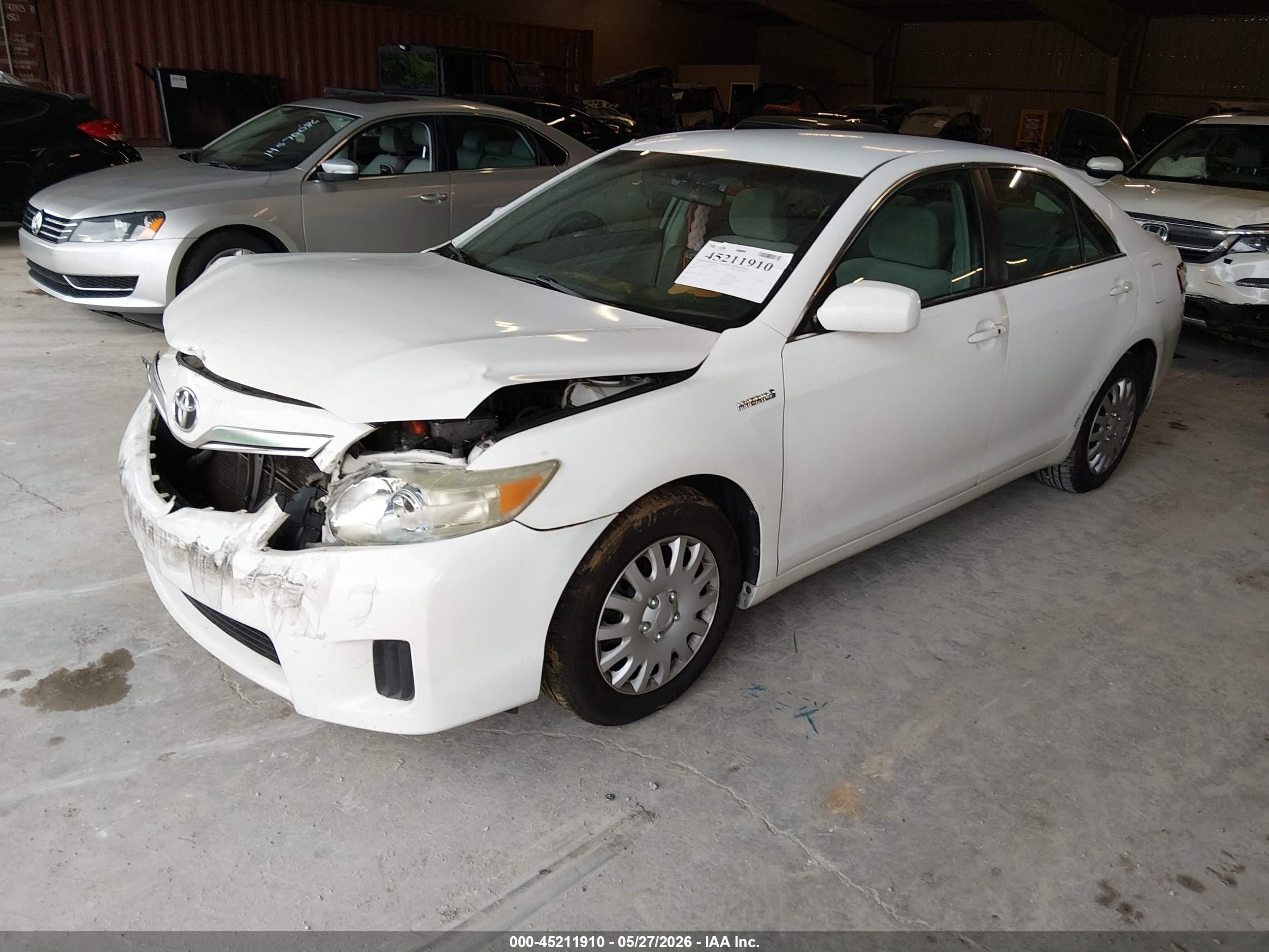 2011 Toyota Camry Hybrid   White vin: 4T1BB3EK0BU135792