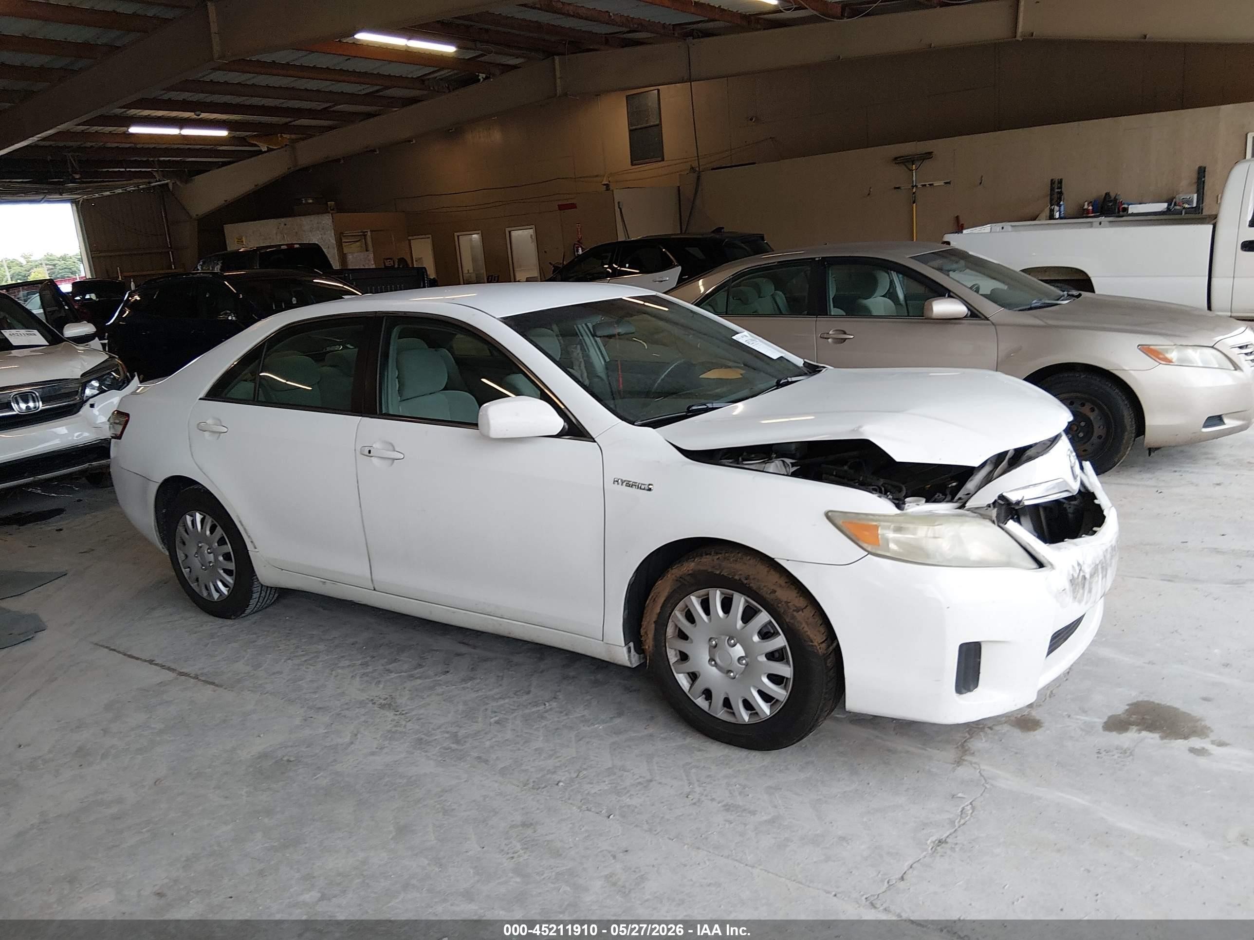 2011 Toyota Camry Hybrid   White vin: 4T1BB3EK0BU135792
