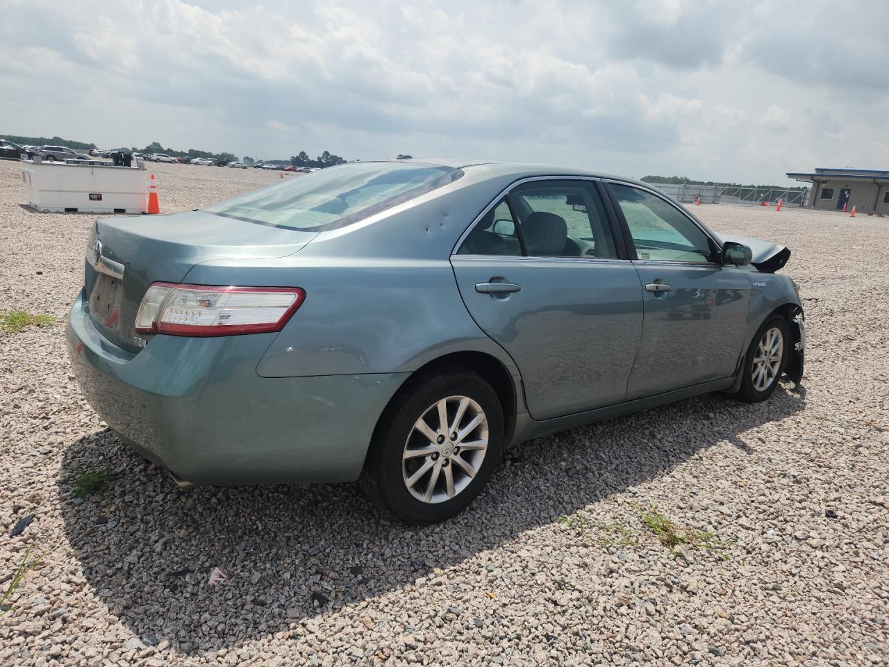 2011 Toyota Camry Hybrid Blue vin: 4T1BB3EK1BU131170