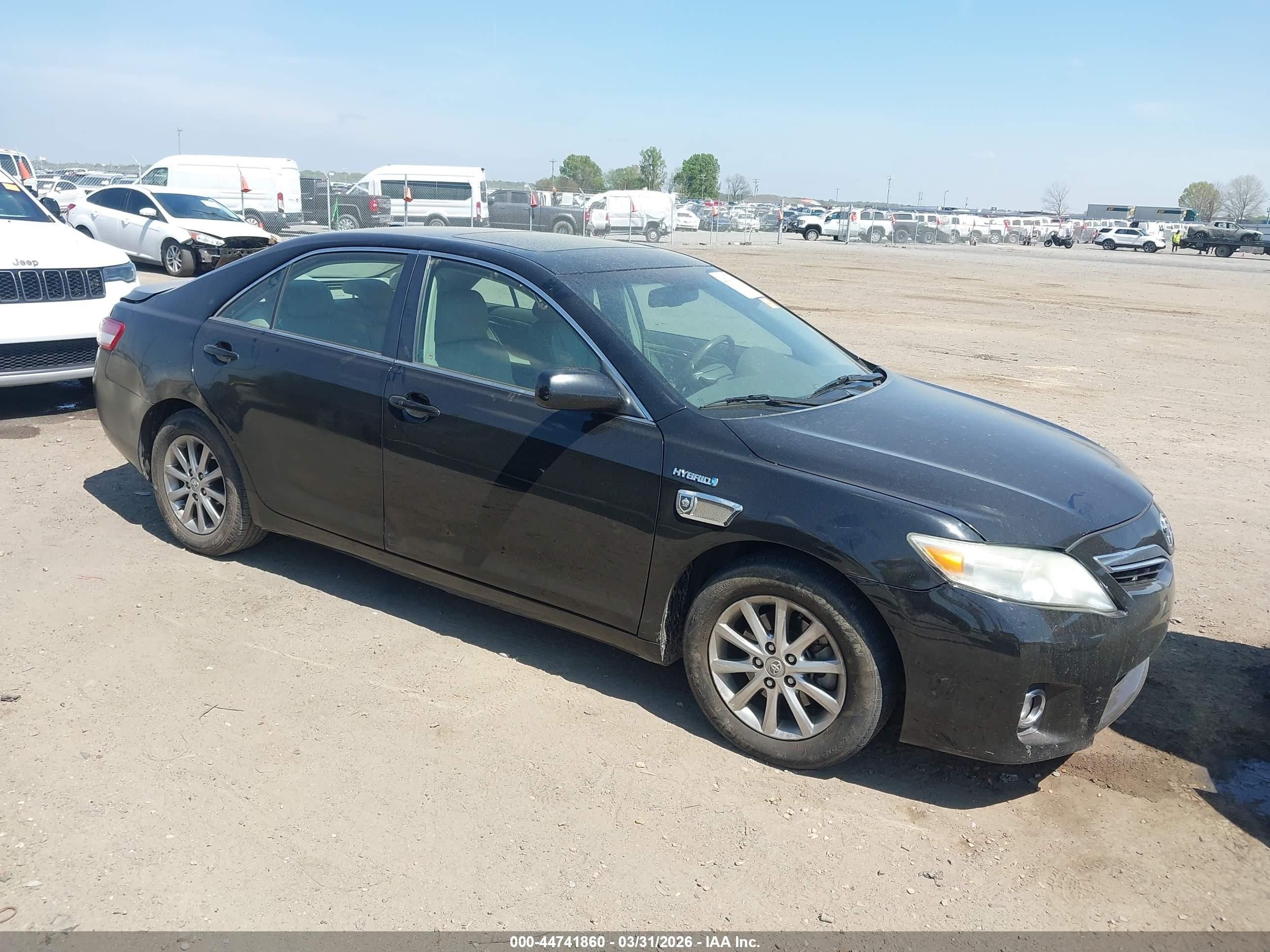 2011 Toyota Camry Hybrid   Black vin: 4T1BB3EK1BU139432