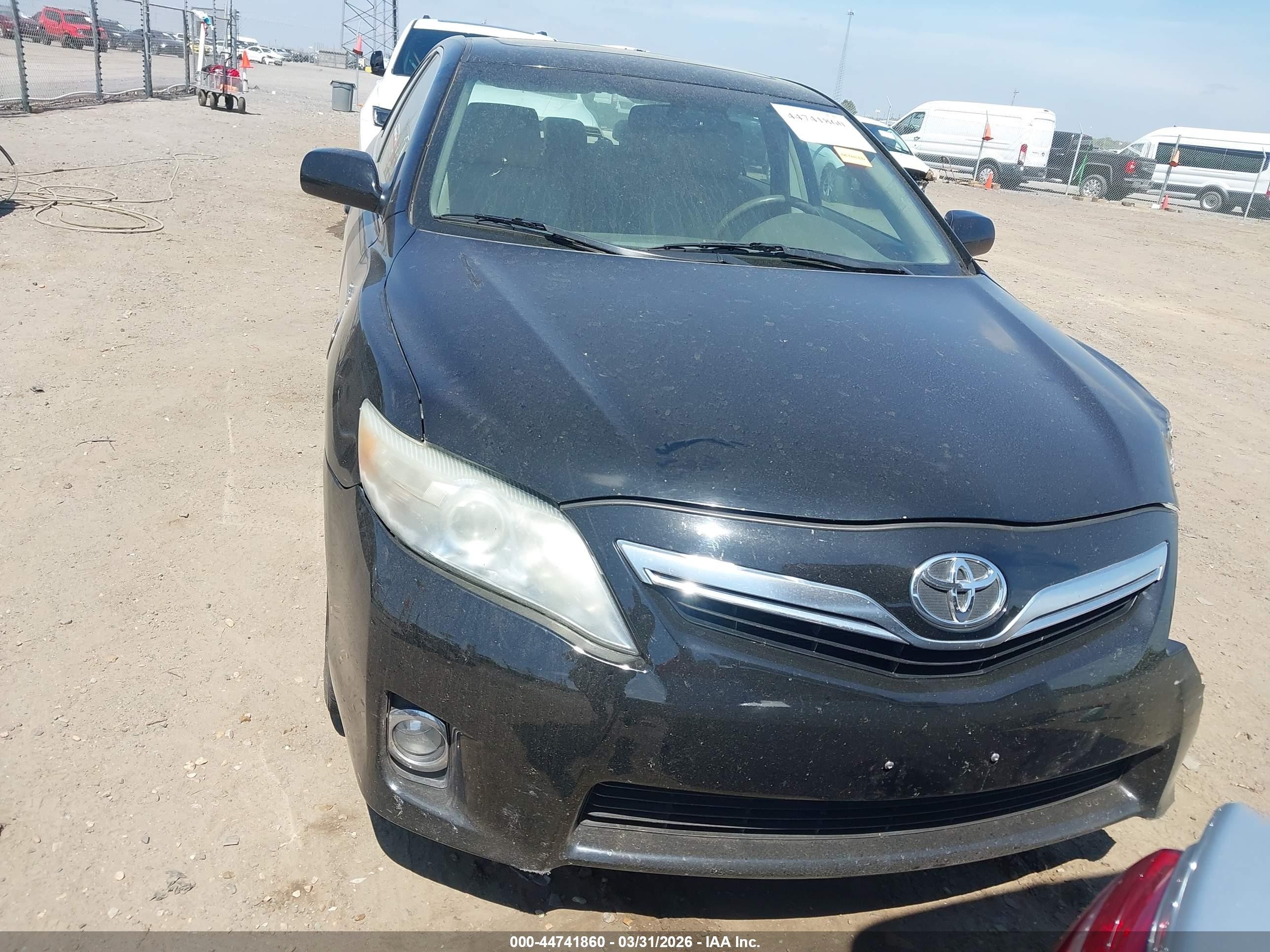 2011 Toyota Camry Hybrid   Black vin: 4T1BB3EK1BU139432