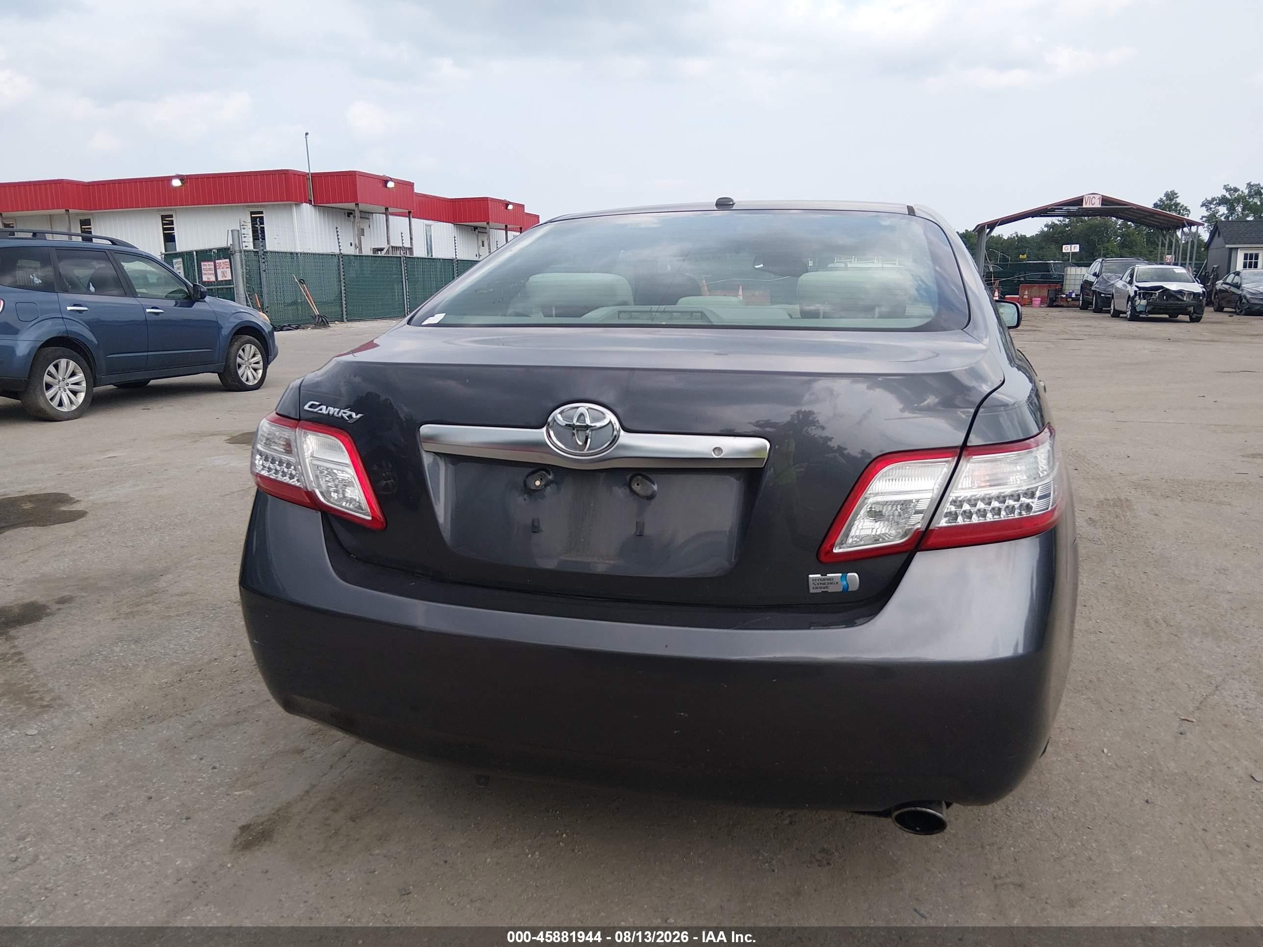 2010 Toyota Camry Hybrid   Gray vin: 4T1BB3EK2AU125652