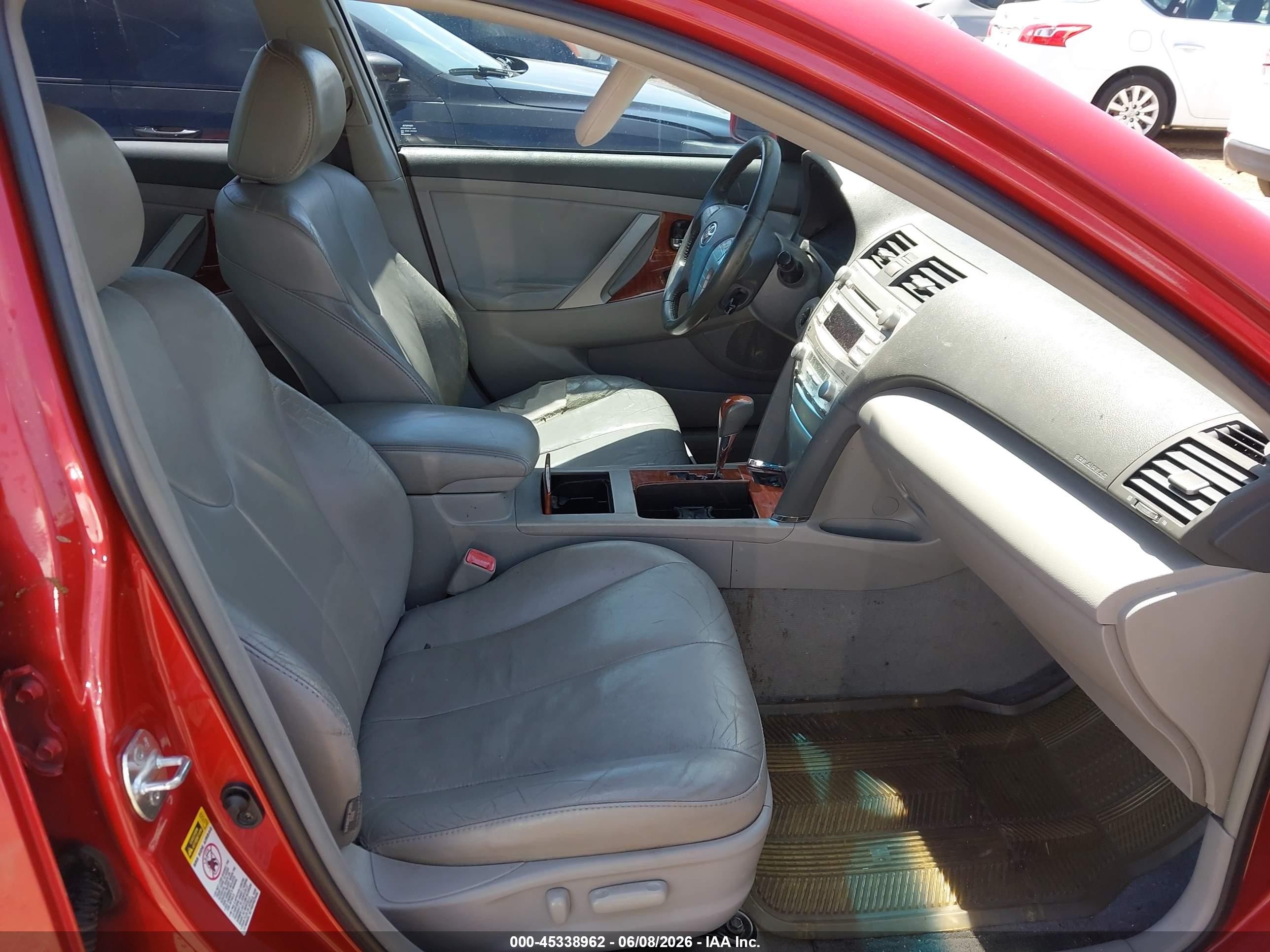 2011 Toyota Camry Hybrid   Красный vin: 4T1BB3EK2BU128214
