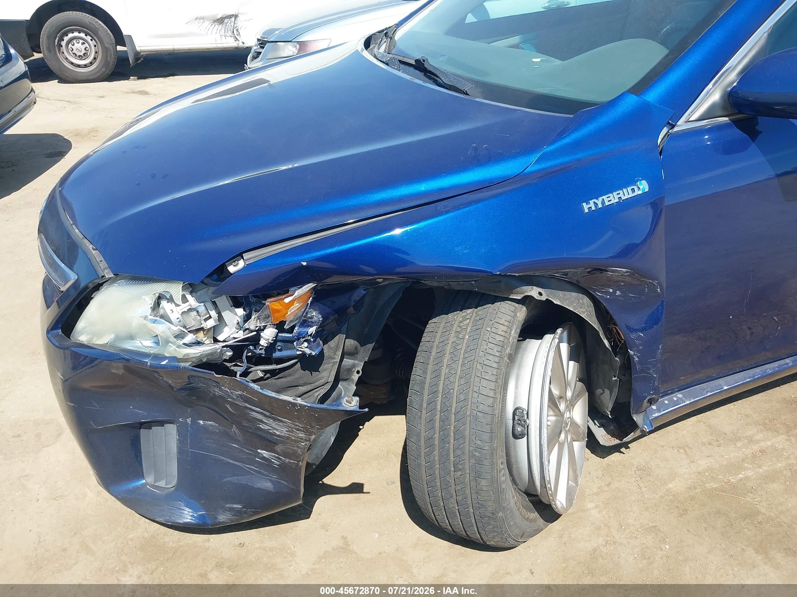 2011 Toyota Camry Hybrid   Blue vin: 4T1BB3EK2BU132005