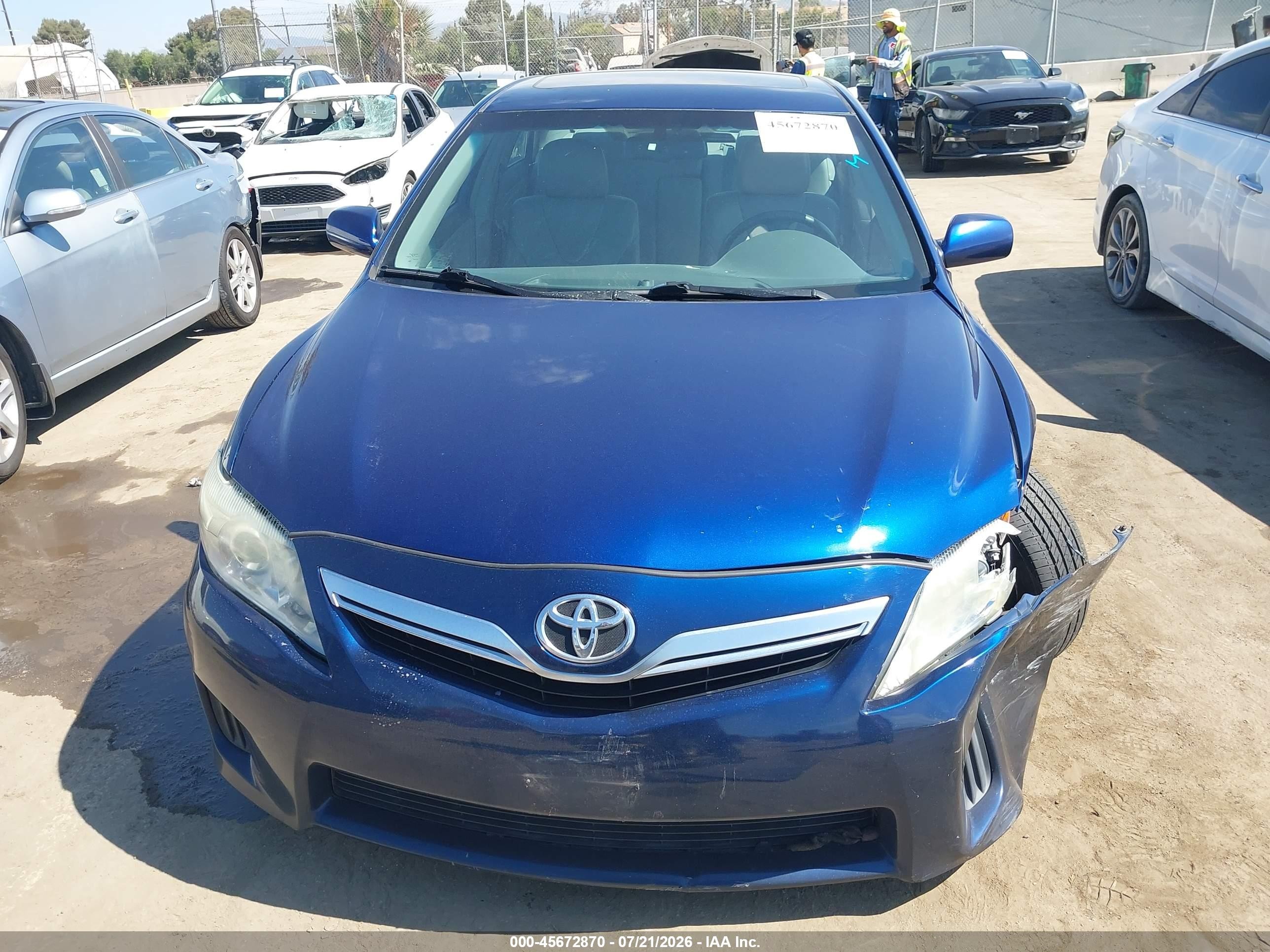 2011 Toyota Camry Hybrid   Blue vin: 4T1BB3EK2BU132005