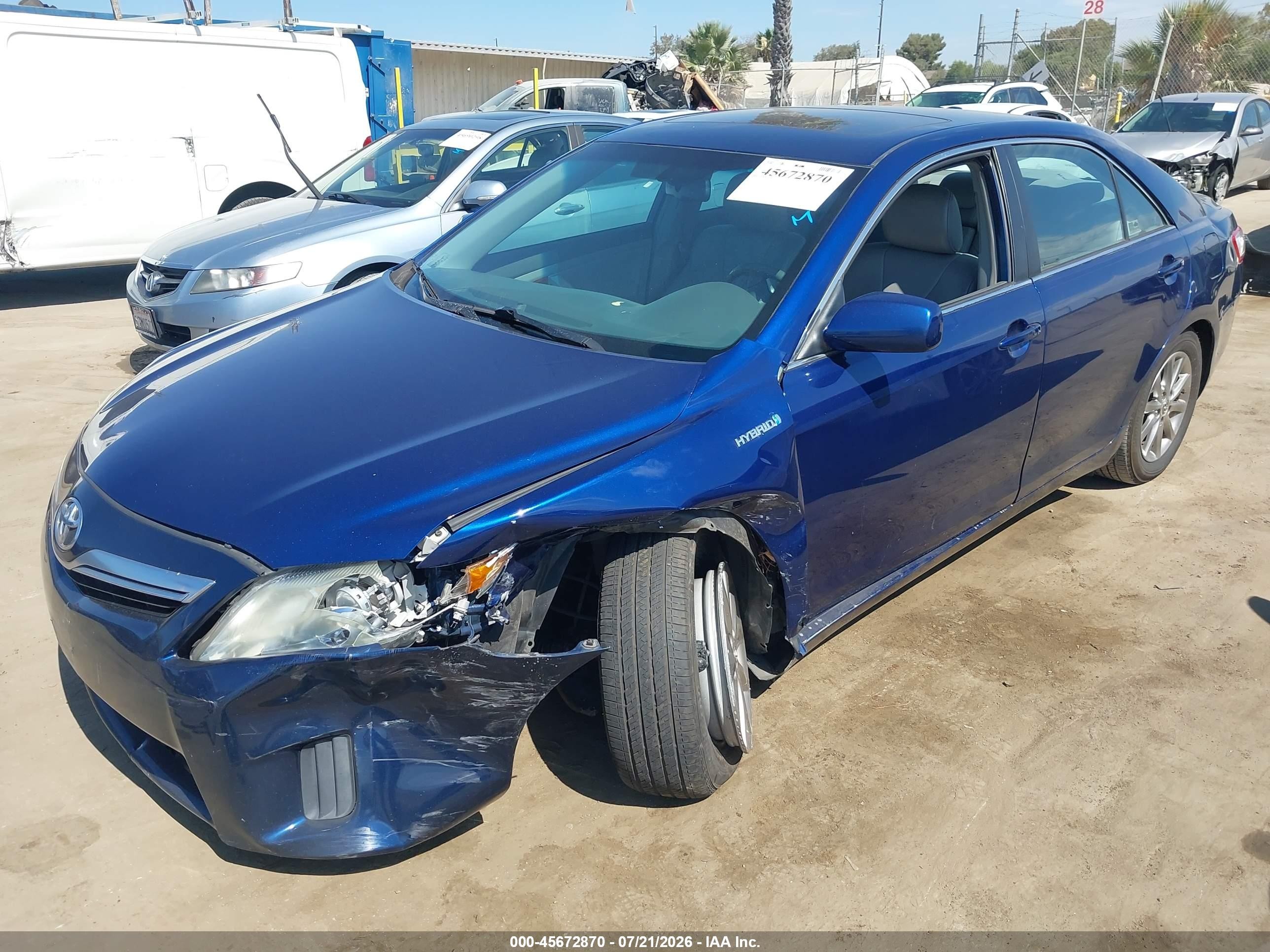 2011 Toyota Camry Hybrid   Blue vin: 4T1BB3EK2BU132005