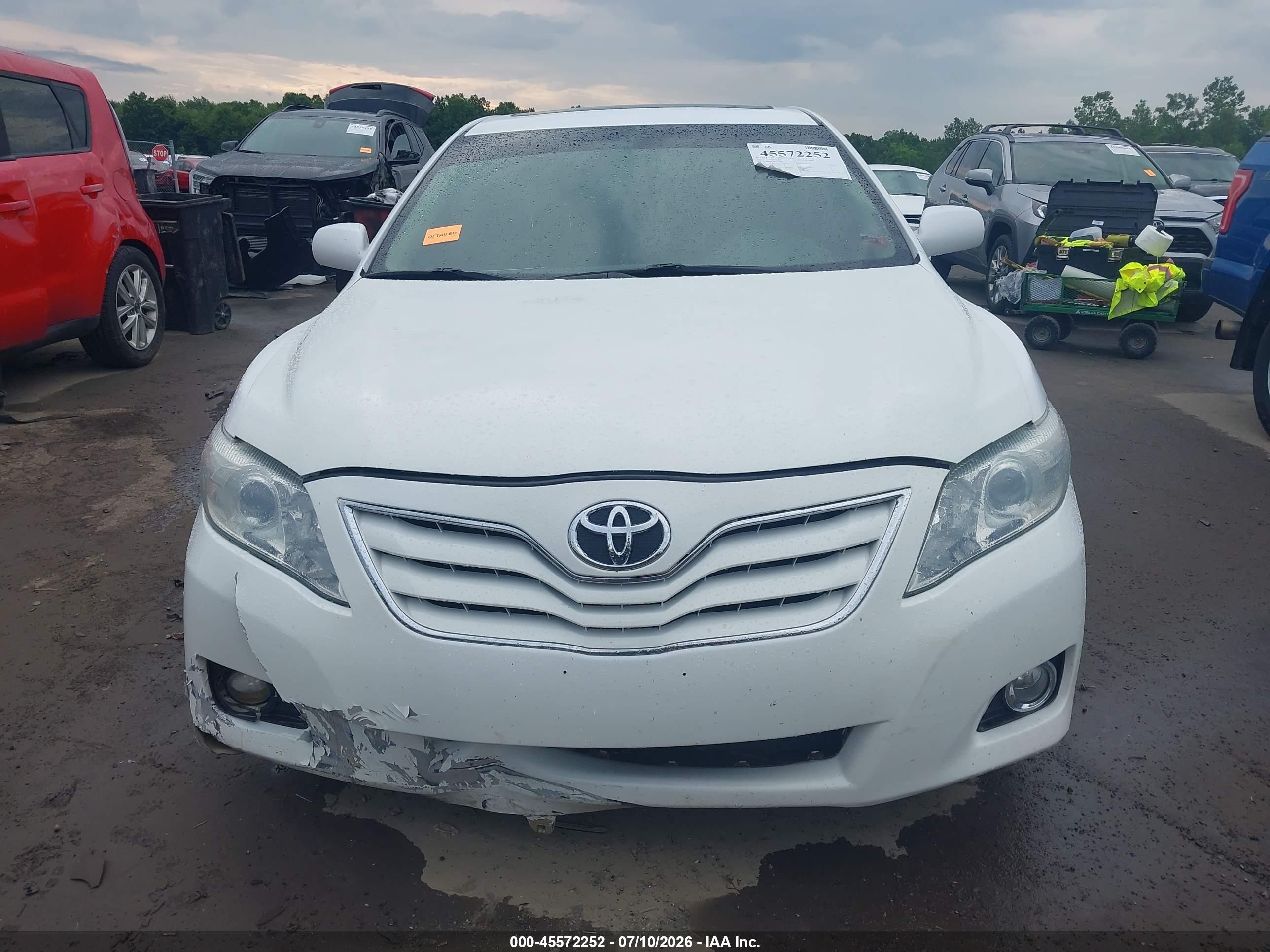 2011 Toyota Camry Hybrid   White vin: 4T1BB3EK2BU132487