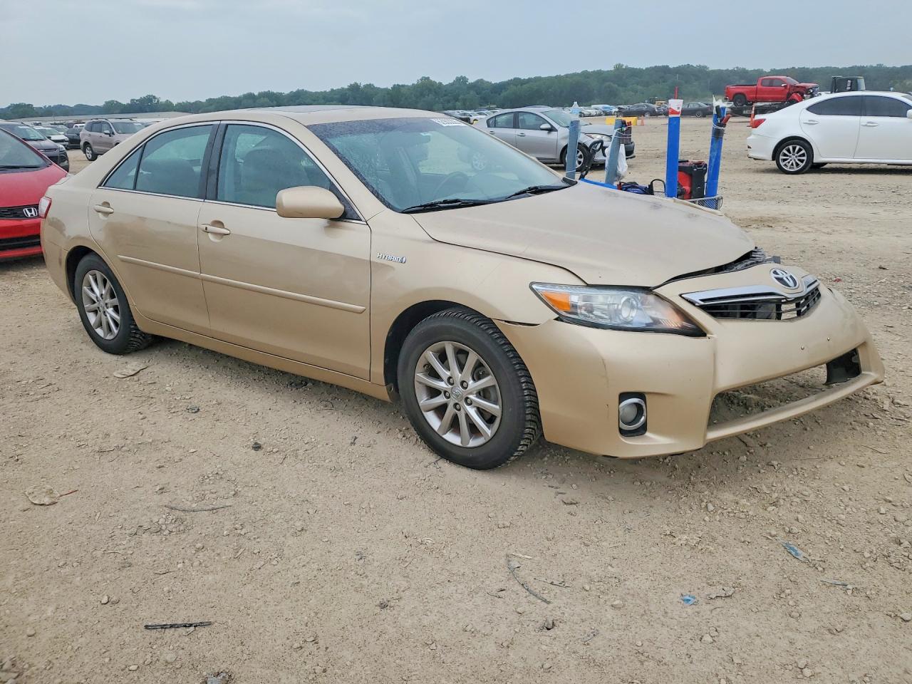 2010 Toyota Camry Hybrid Tan vin: 4T1BB3EK3AU116717