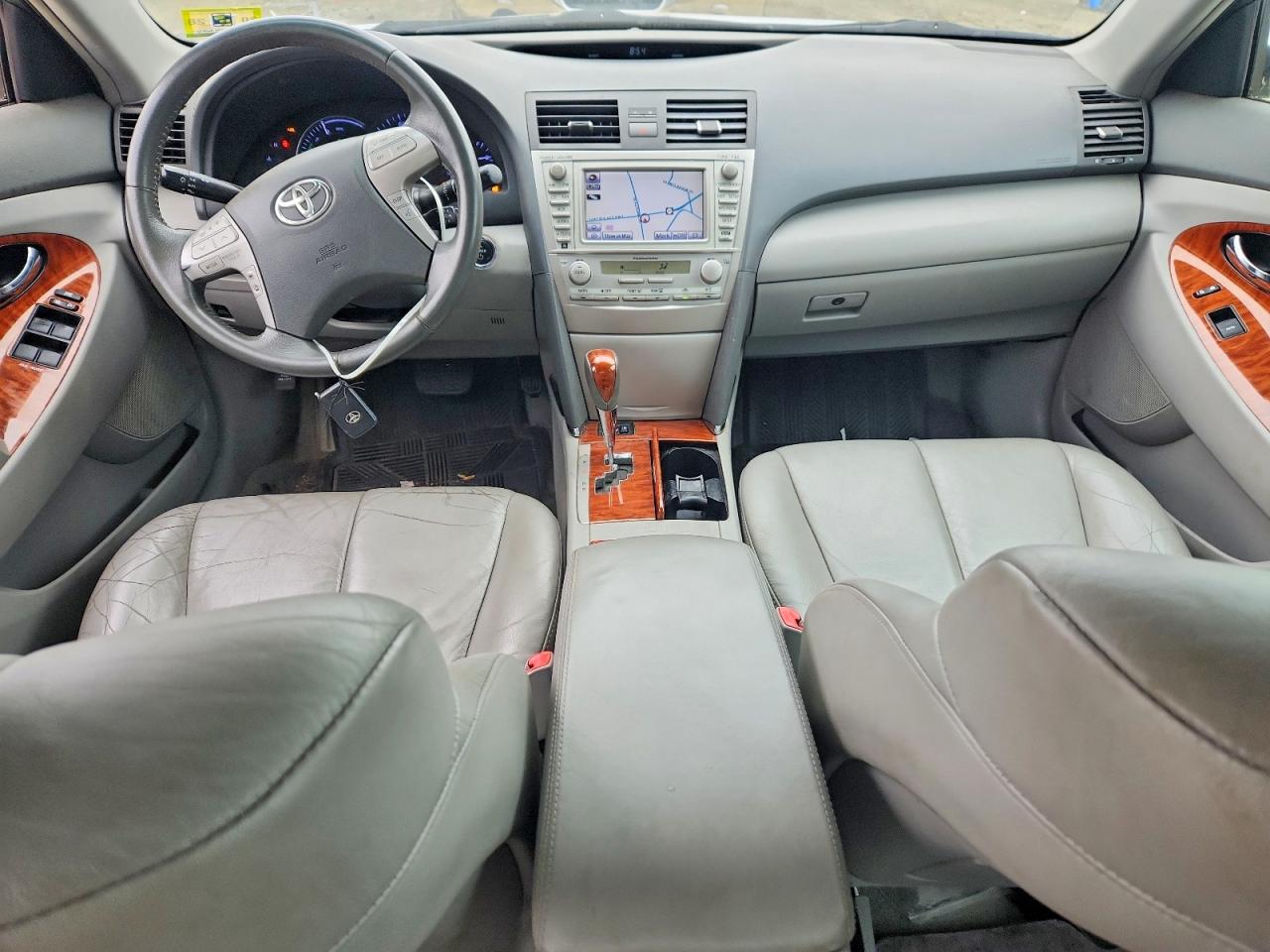 2011 Toyota Camry Hybrid Silver vin: 4T1BB3EK3BU131638
