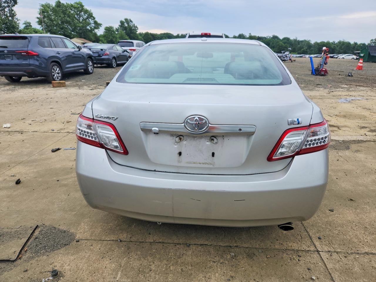 2011 Toyota Camry Hybrid Silver vin: 4T1BB3EK3BU131638