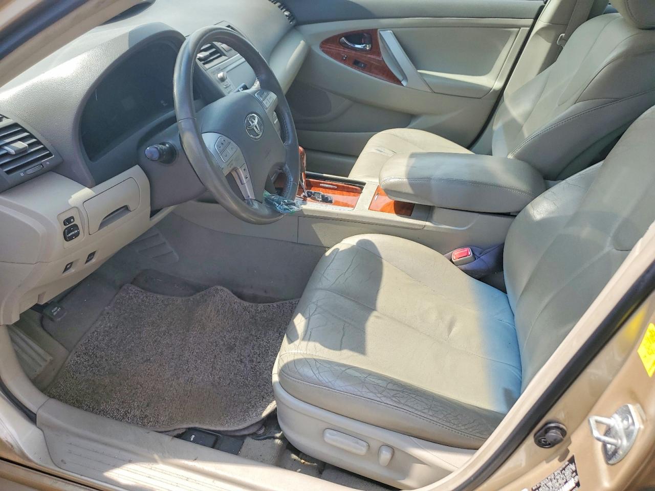 2011 Toyota Camry Hybrid Gold vin: 4T1BB3EK3BU133972