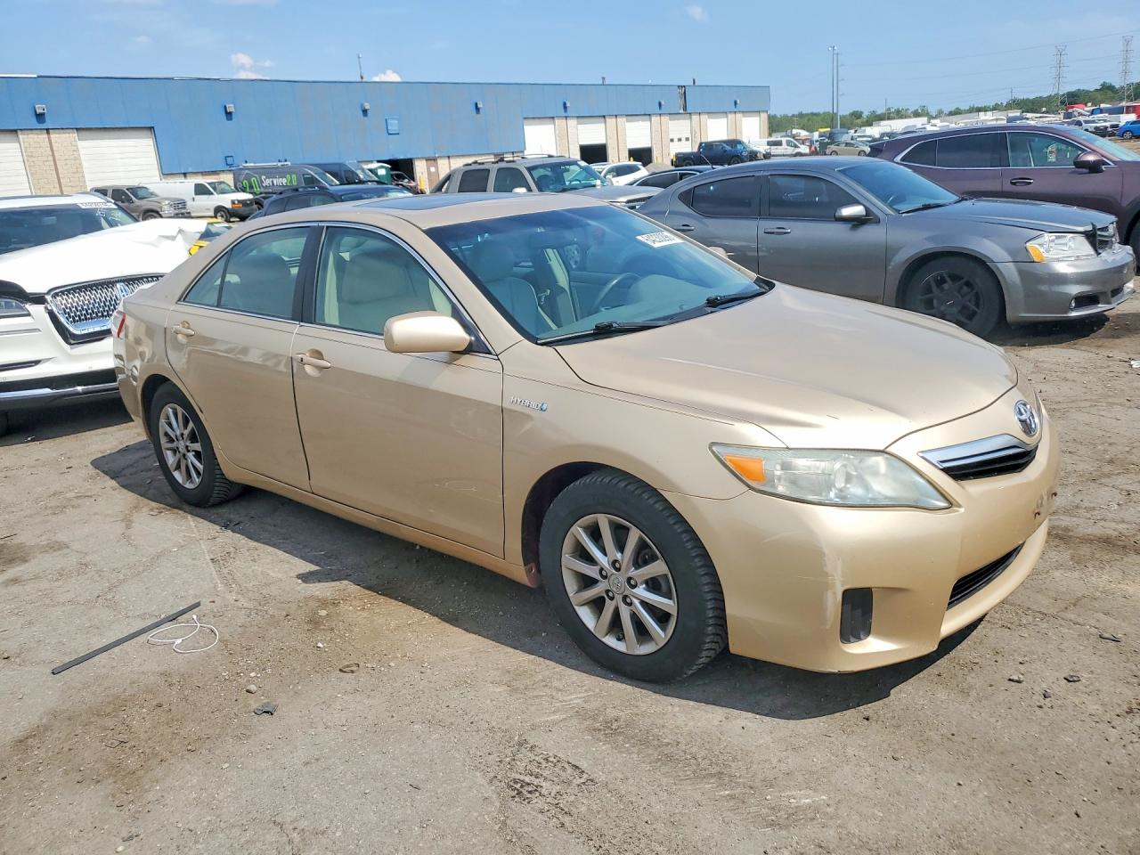 2011 Toyota Camry Hybrid Gold vin: 4T1BB3EK3BU133972