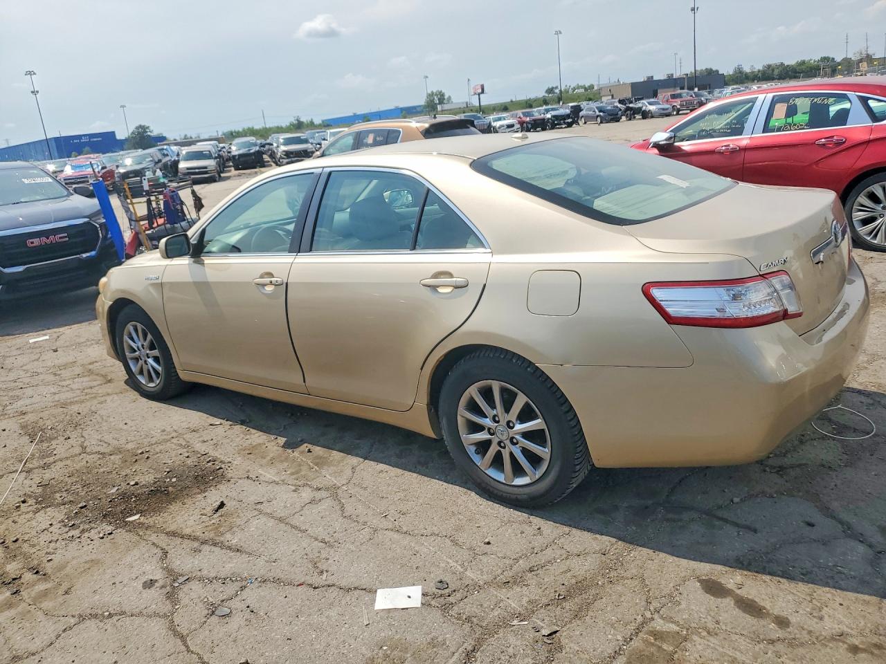 2011 Toyota Camry Hybrid Gold vin: 4T1BB3EK3BU133972