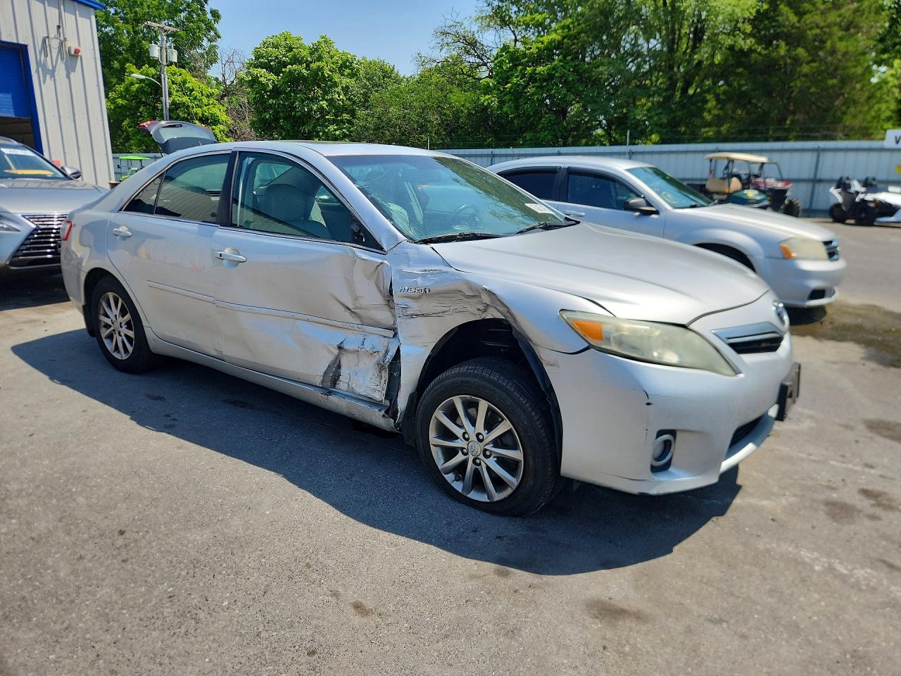 2011 Toyota Camry Hybrid Silver vin: 4T1BB3EK3BU136872
