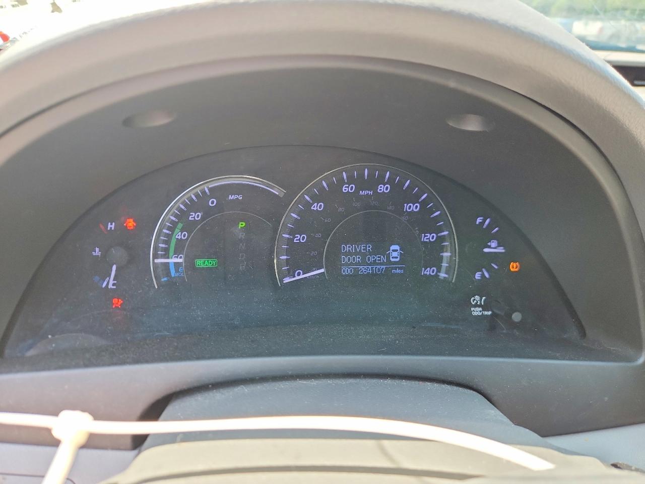 2011 Toyota Camry Hybrid Silver vin: 4T1BB3EK3BU136872