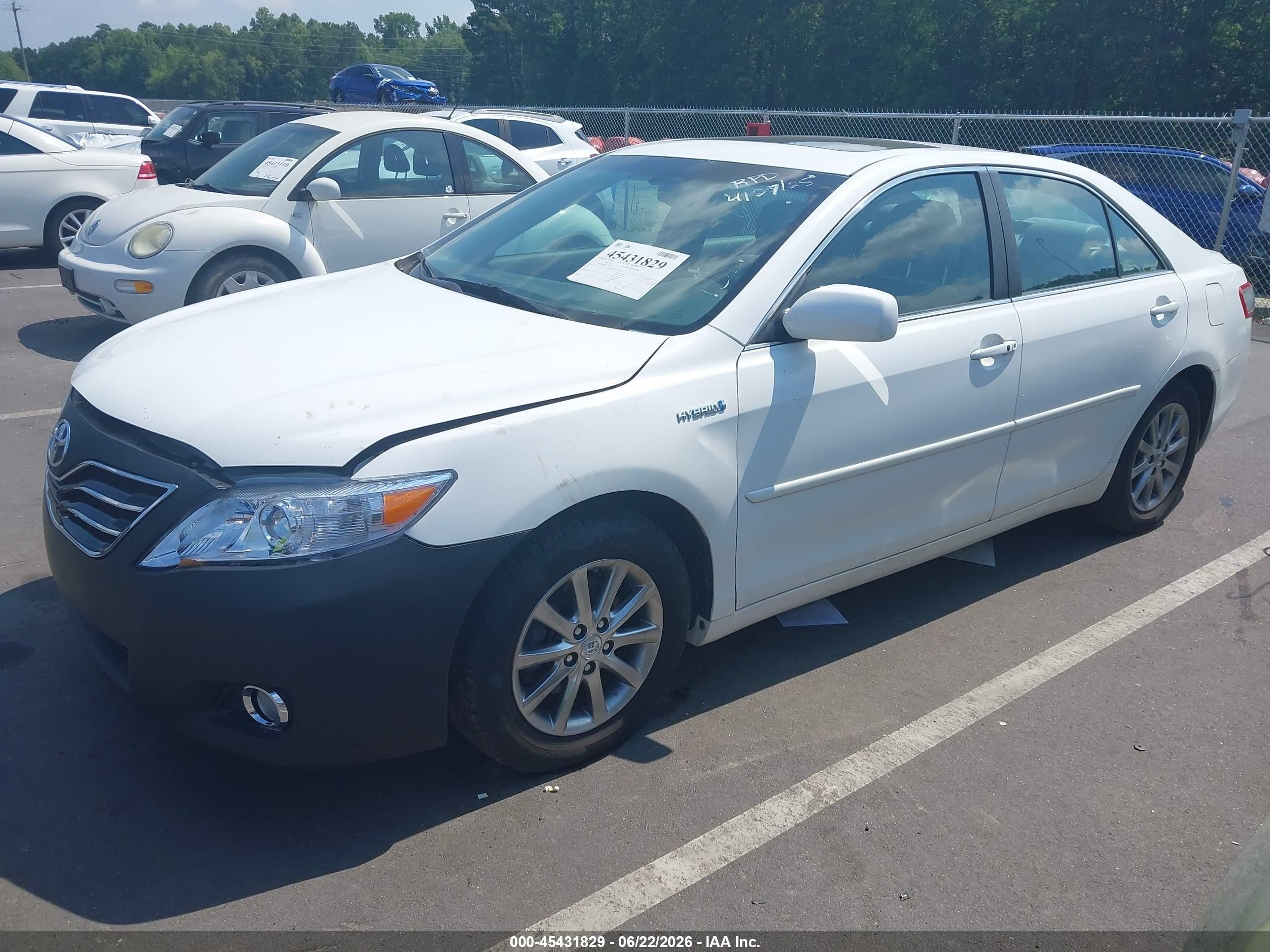 2011 Toyota Camry Hybrid   White vin: 4T1BB3EK4BU131194
