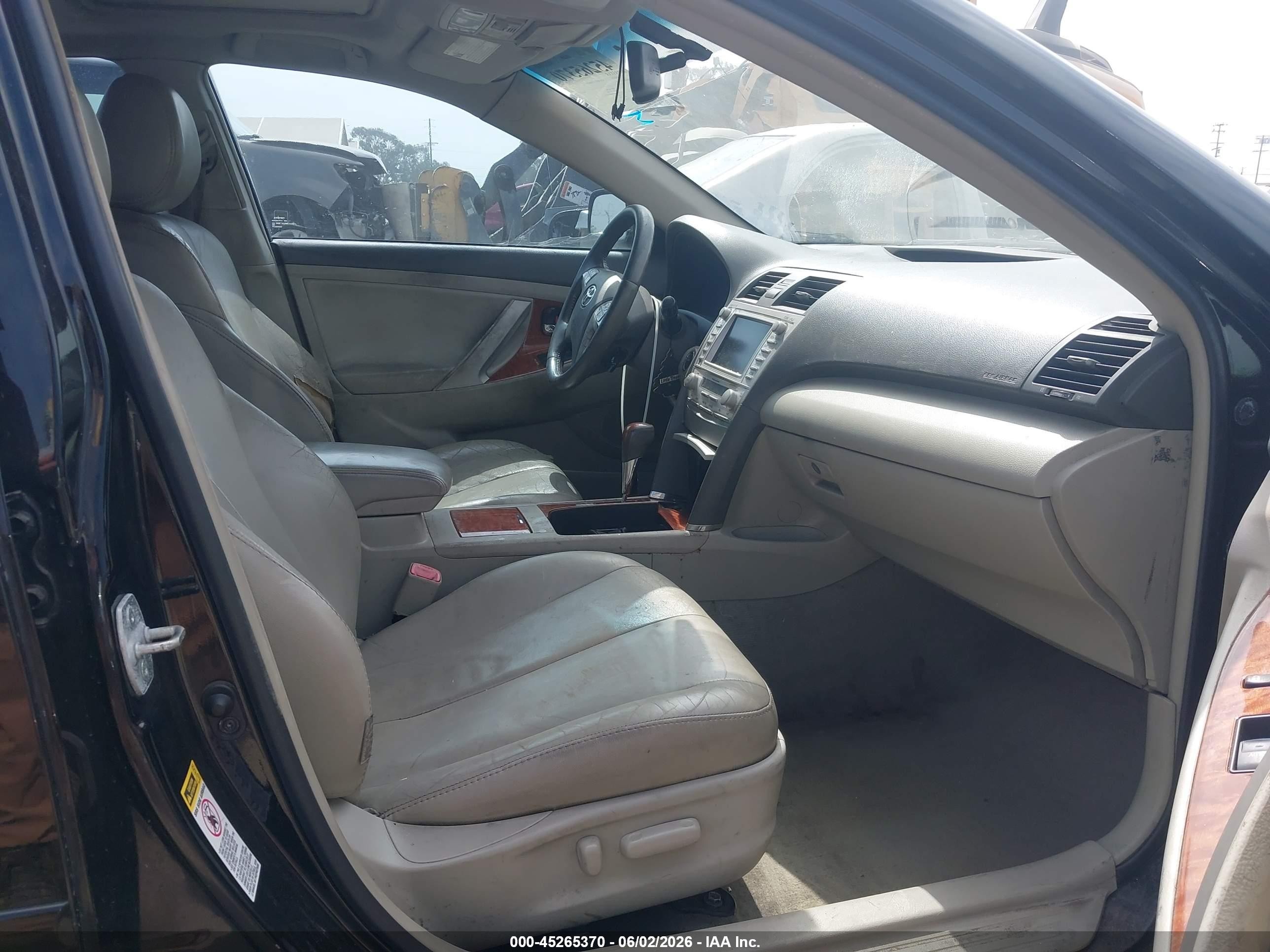 2011 Toyota Camry Hybrid   Black vin: 4T1BB3EK5BU126649