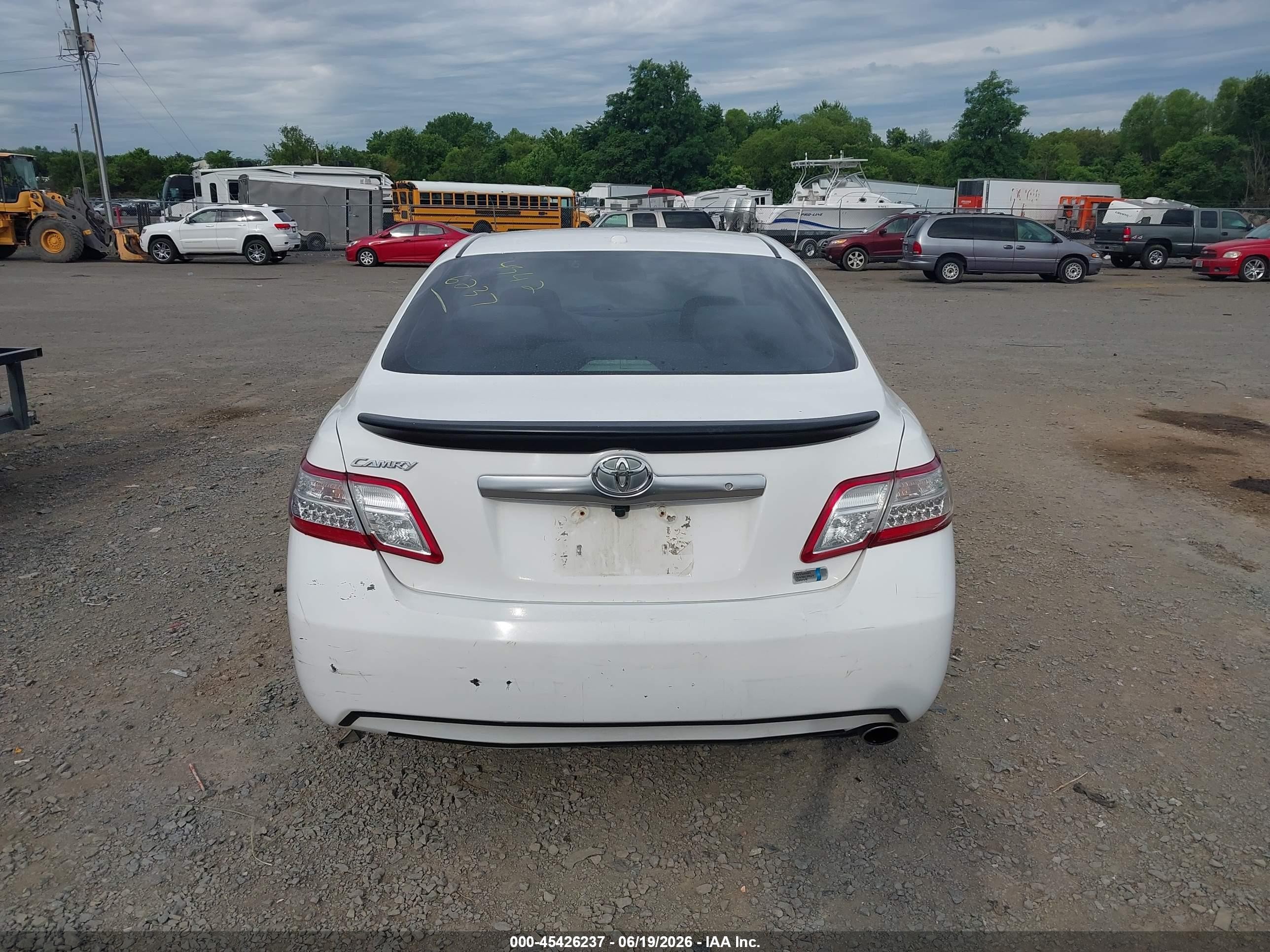 2011 Toyota Camry Hybrid White vin: 4T1BB3EK5BU128966