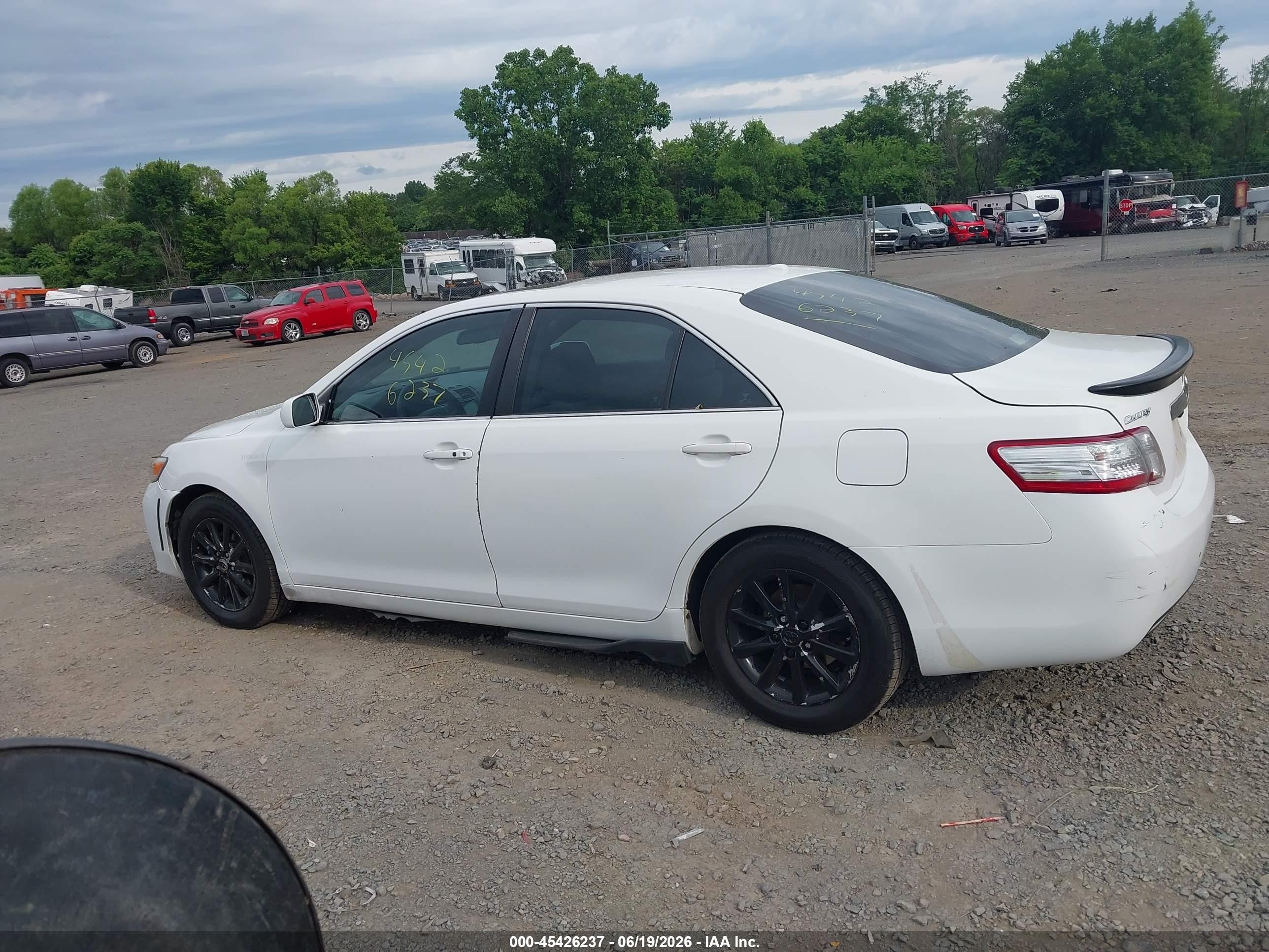2011 Toyota Camry Hybrid White vin: 4T1BB3EK5BU128966