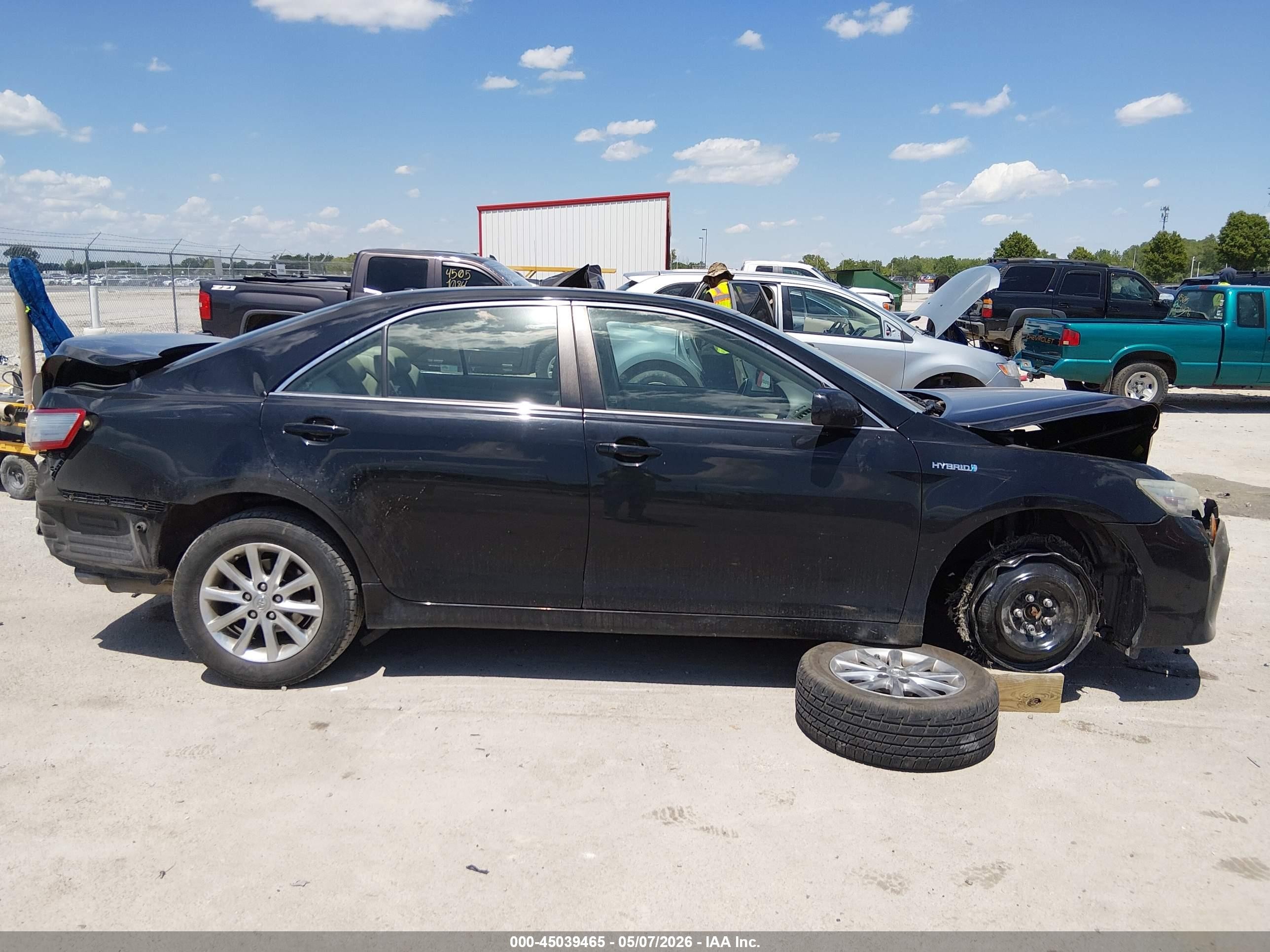 2011 Toyota Camry Hybrid   Черный vin: 4T1BB3EK5BU134329