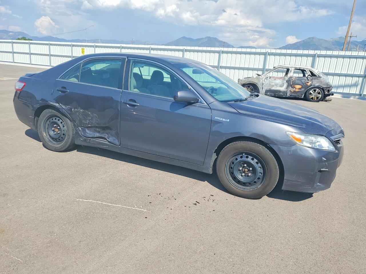 2011 Toyota Camry Hybrid Серый vin: 4T1BB3EK6BU140480