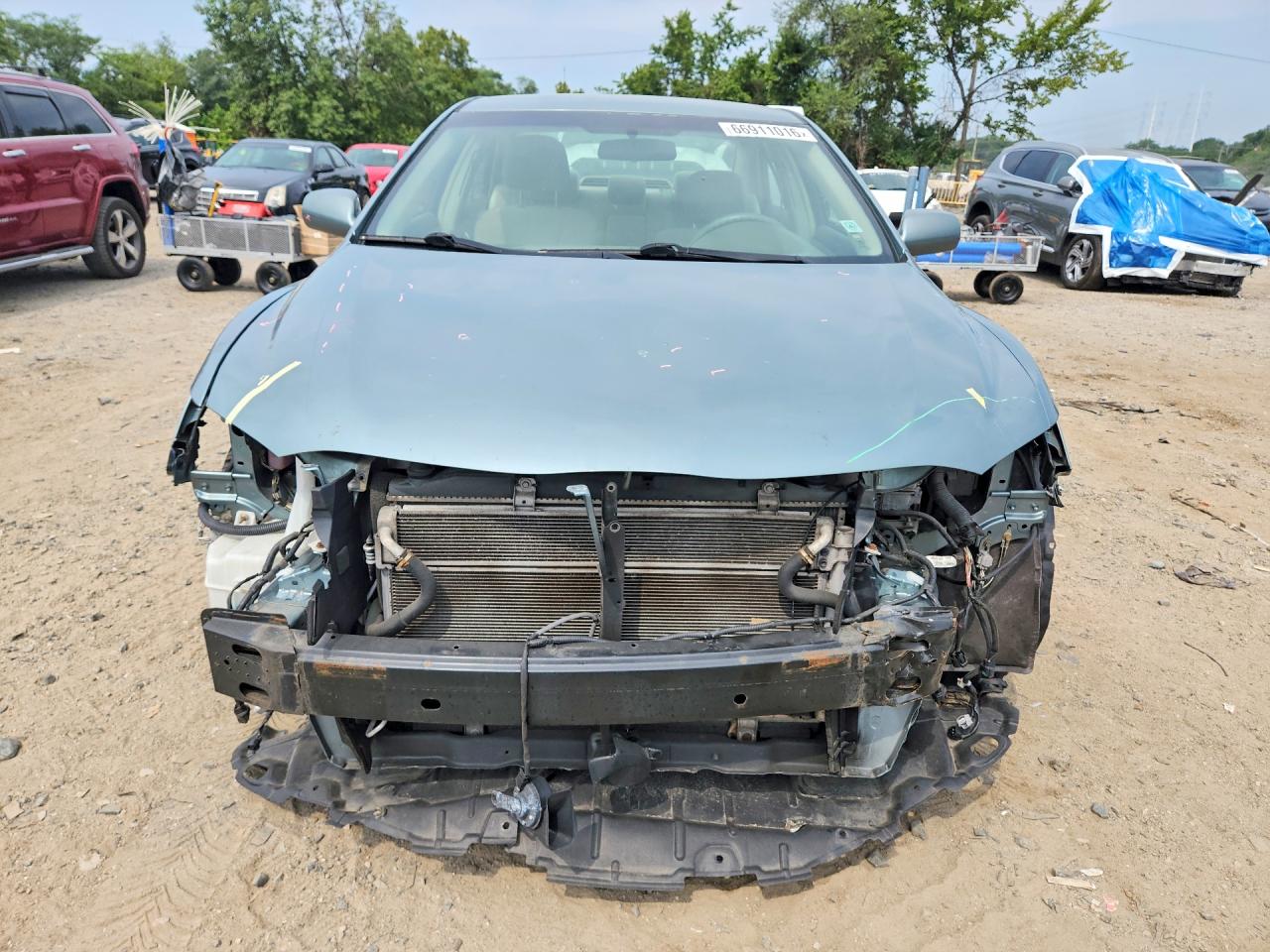 2011 Toyota Camry Hybrid Зеленый vin: 4T1BB3EK6BU141791