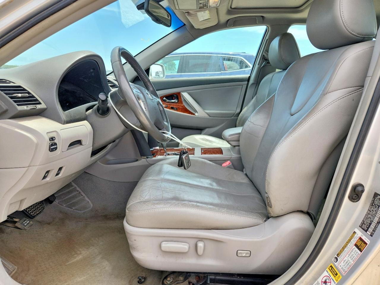 2011 Toyota Camry Hybrid Silver vin: 4T1BB3EK7BU128841
