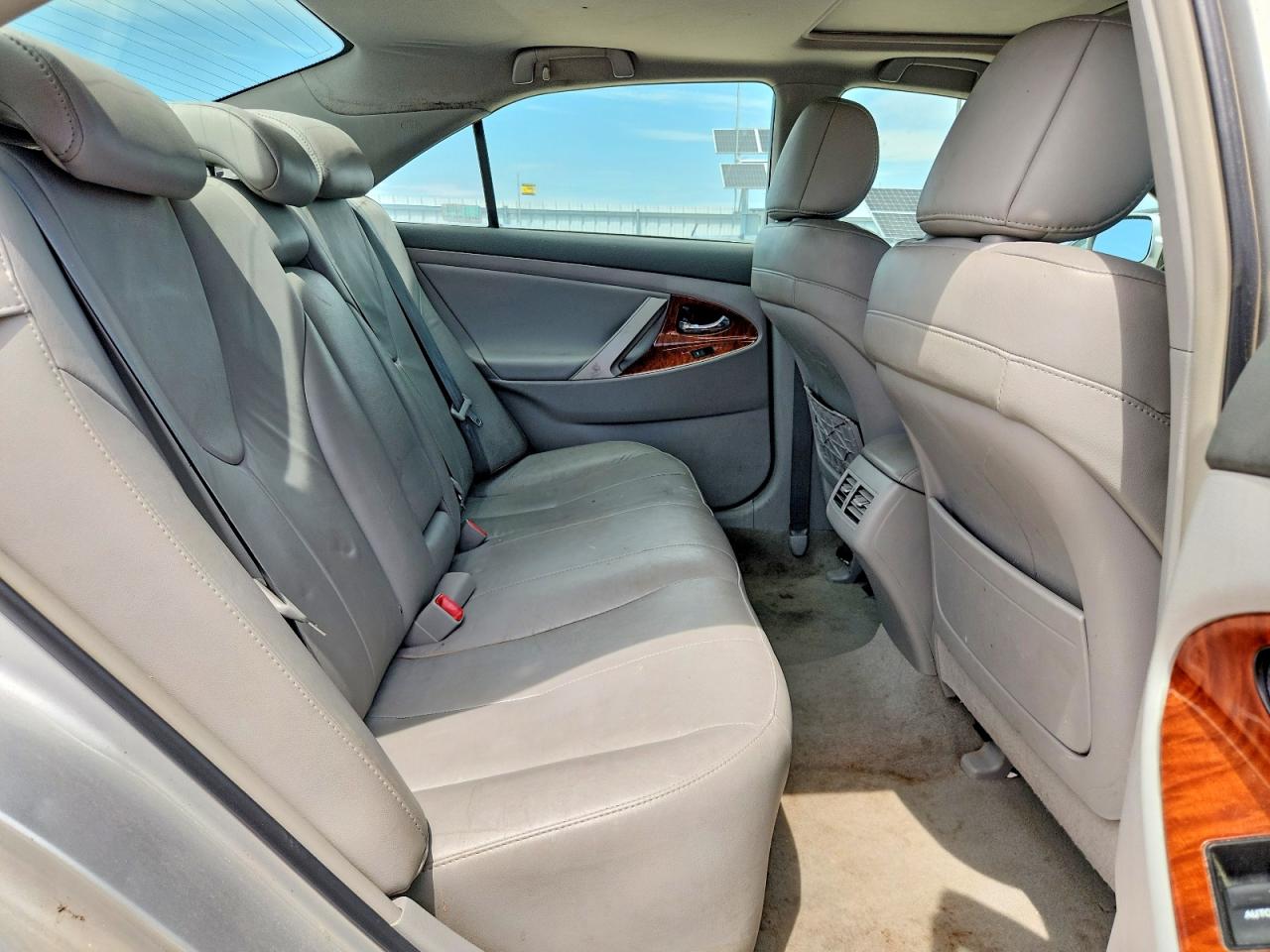 2011 Toyota Camry Hybrid Silver vin: 4T1BB3EK7BU128841