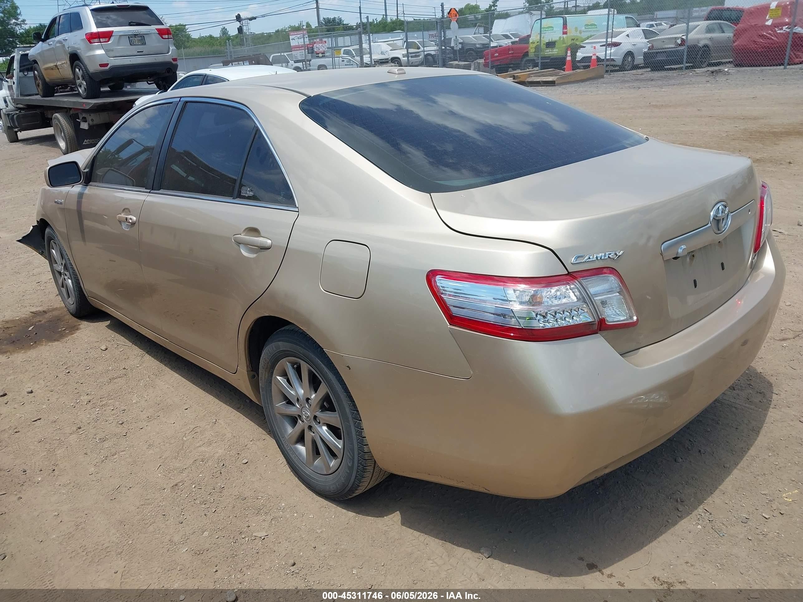 2011 Toyota Camry Hybrid   Tan vin: 4T1BB3EK7BU137295