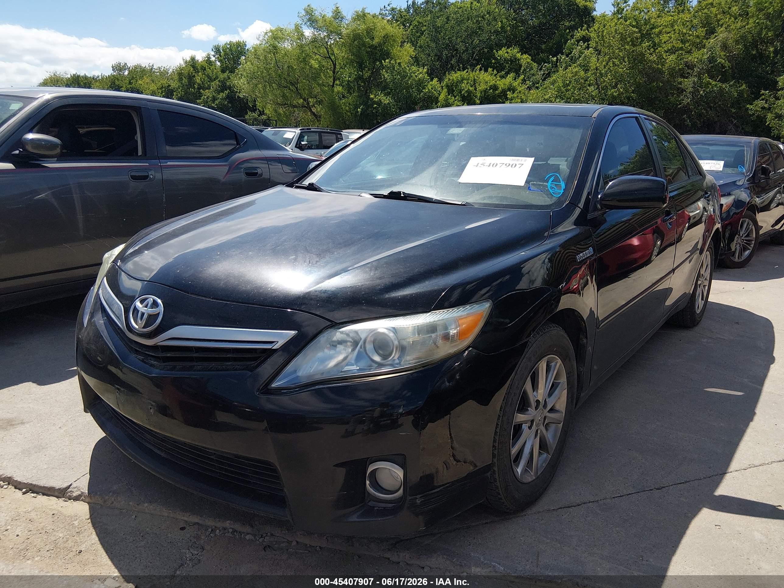 2011 Toyota Camry Hybrid   Black vin: 4T1BB3EK8BU133949