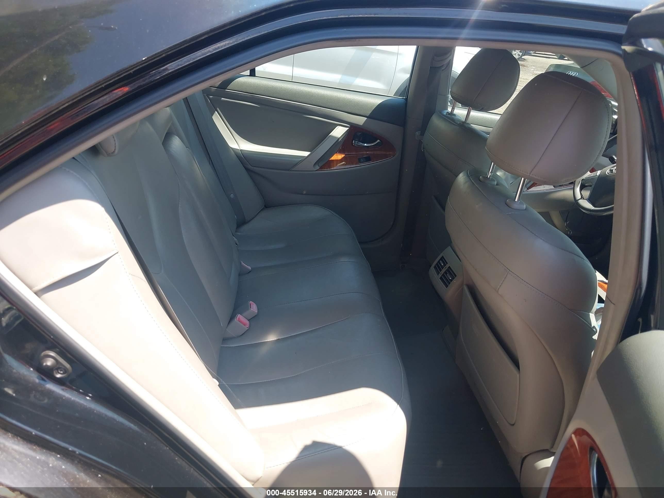 2011 Toyota Camry Hybrid   Черный vin: 4T1BB3EK8BU143607