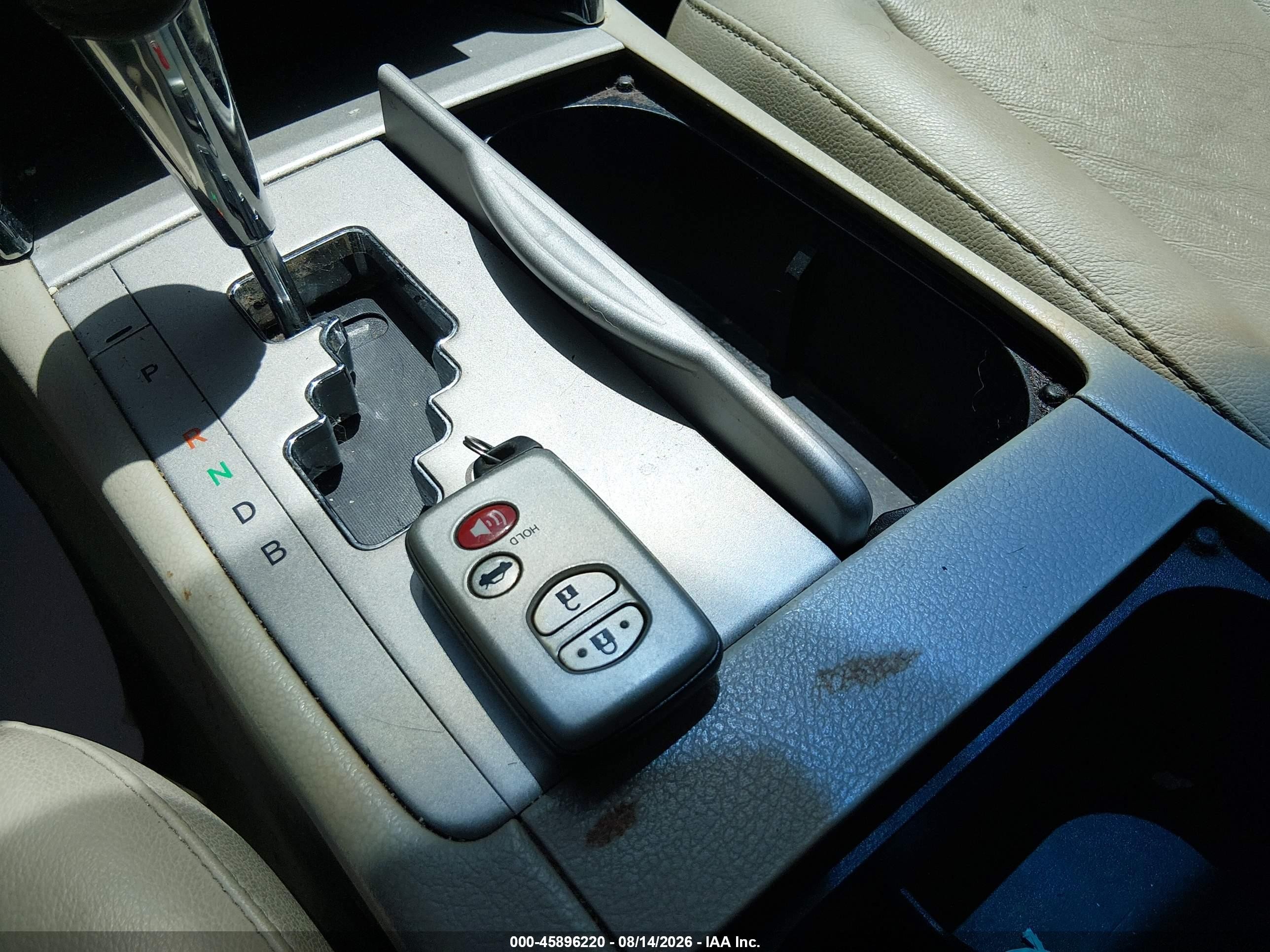 2010 Toyota Camry Hybrid   Blue vin: 4T1BB3EK9AU119976