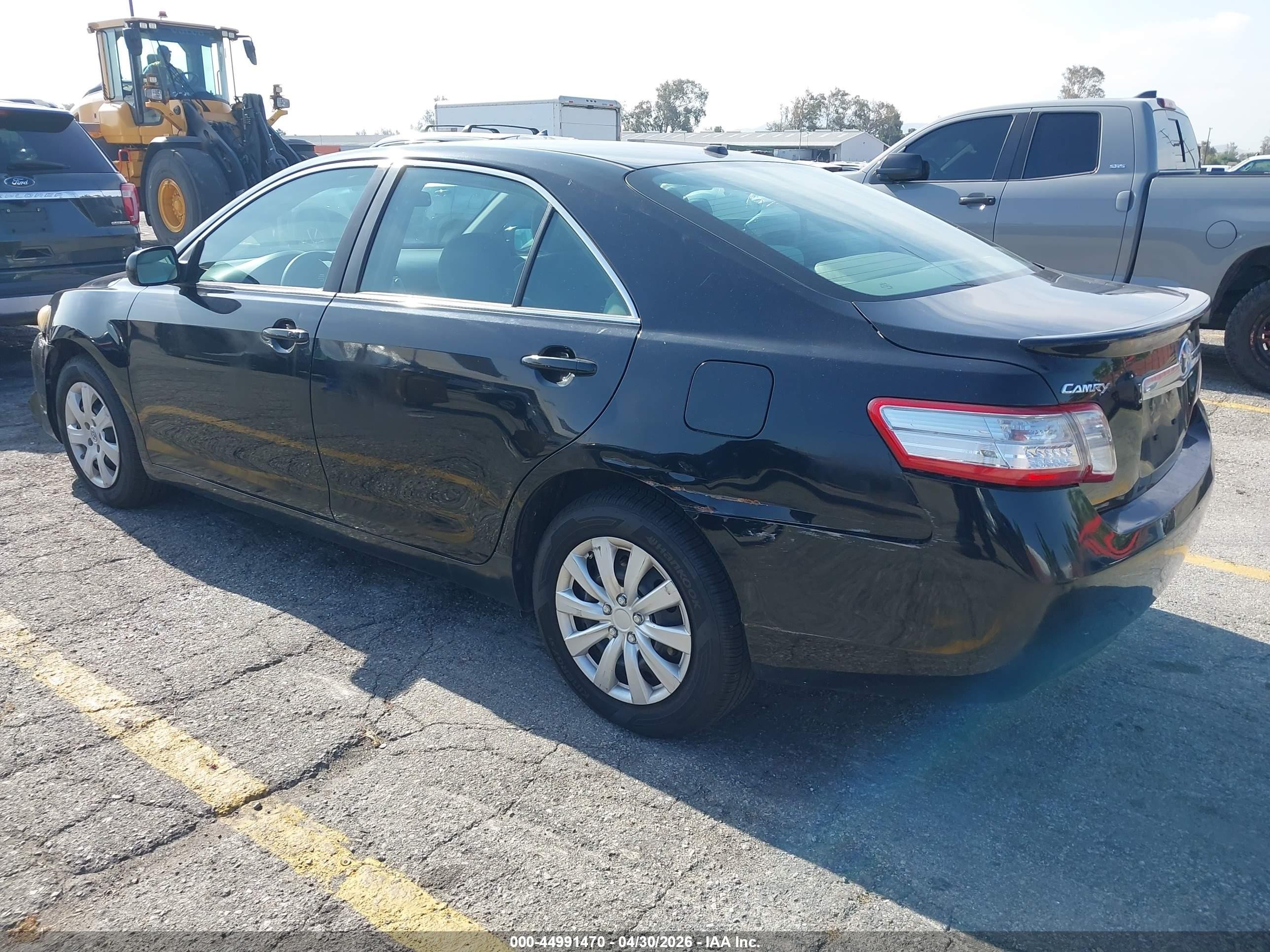 2011 Toyota Camry Hybrid   Black vin: 4T1BB3EK9BU142756