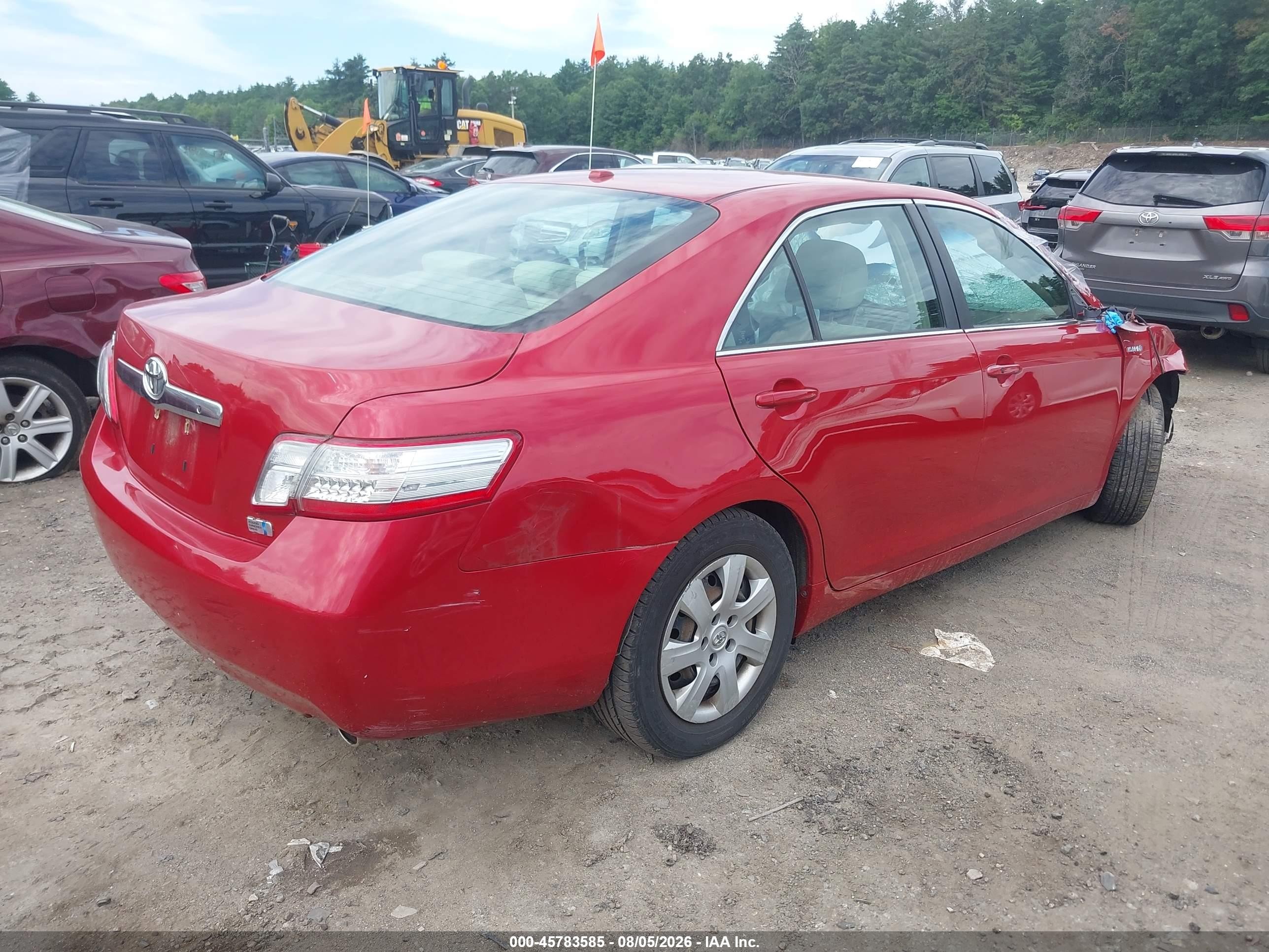 2011 Toyota Camry Hybrid   Red vin: 4T1BB3EKXBU129692