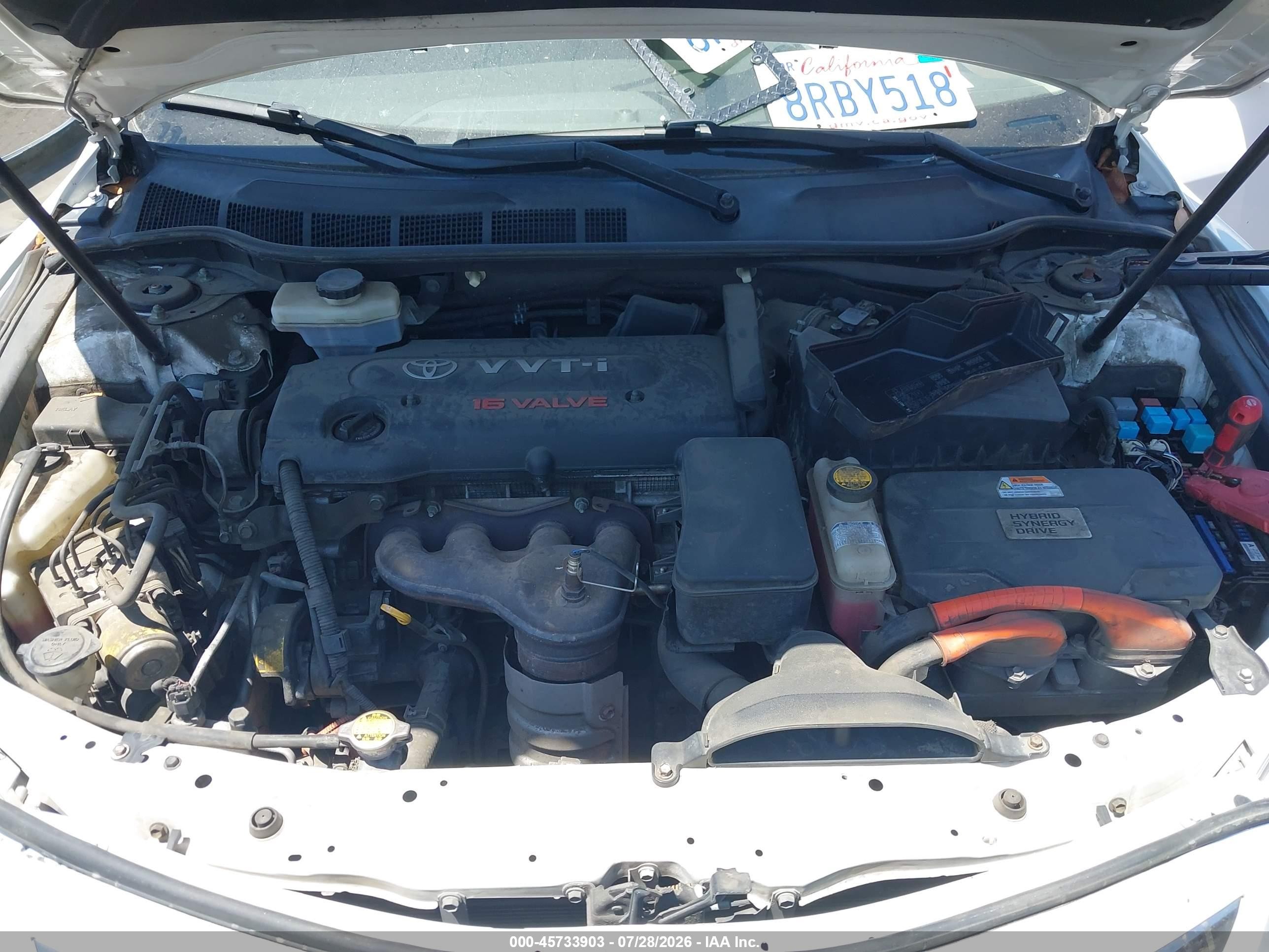 2011 Toyota Camry Hybrid   White vin: 4T1BB3EKXBU132429