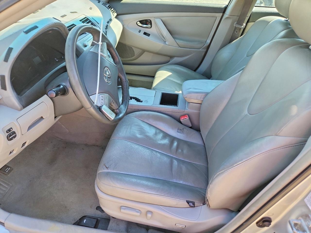 2007 Toyota Camry Hybrid Base Silver vin: 4T1BB46K07U001117