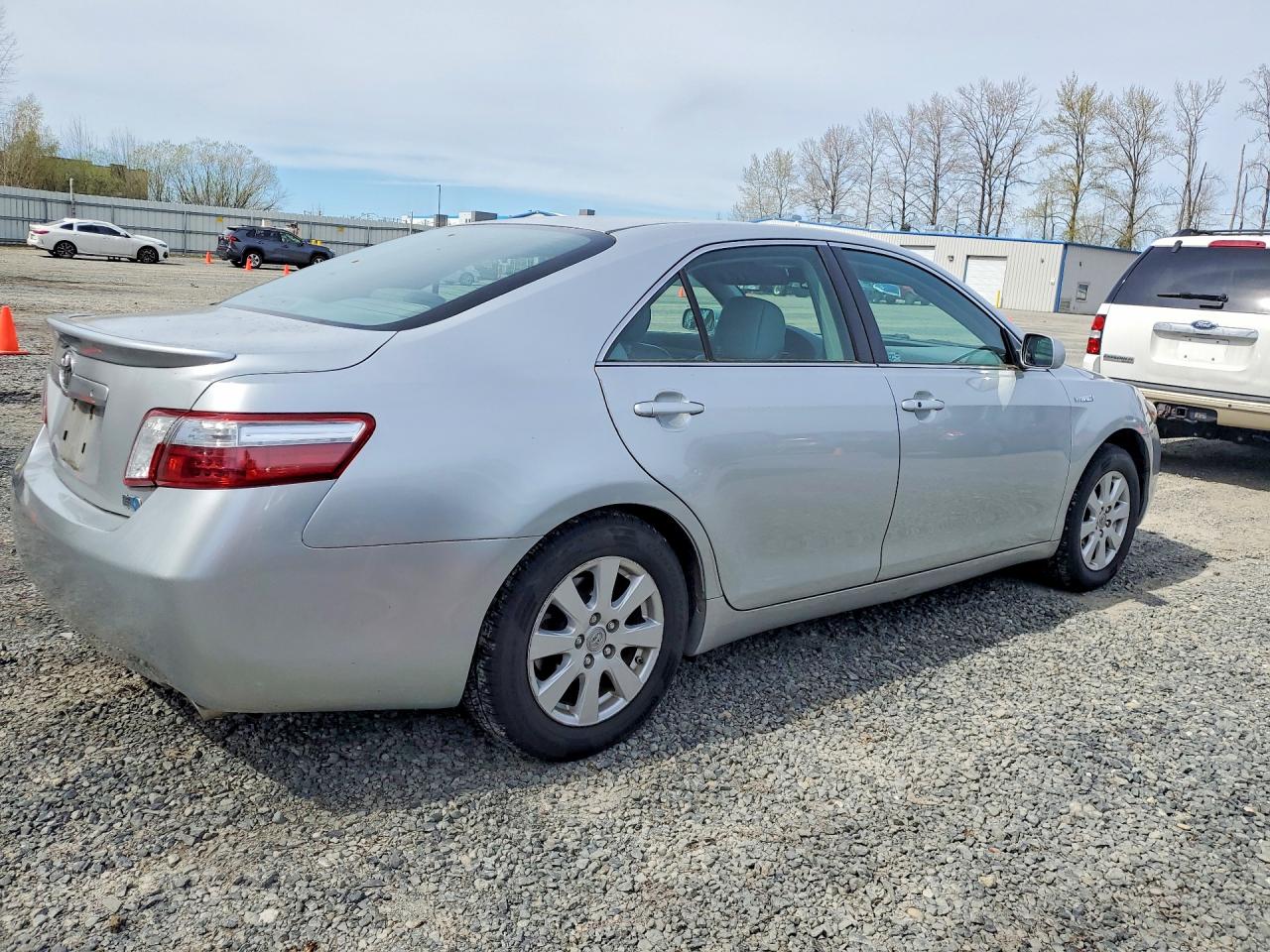 2007 Toyota Camry Hybrid Base Silver vin: 4T1BB46K07U016460