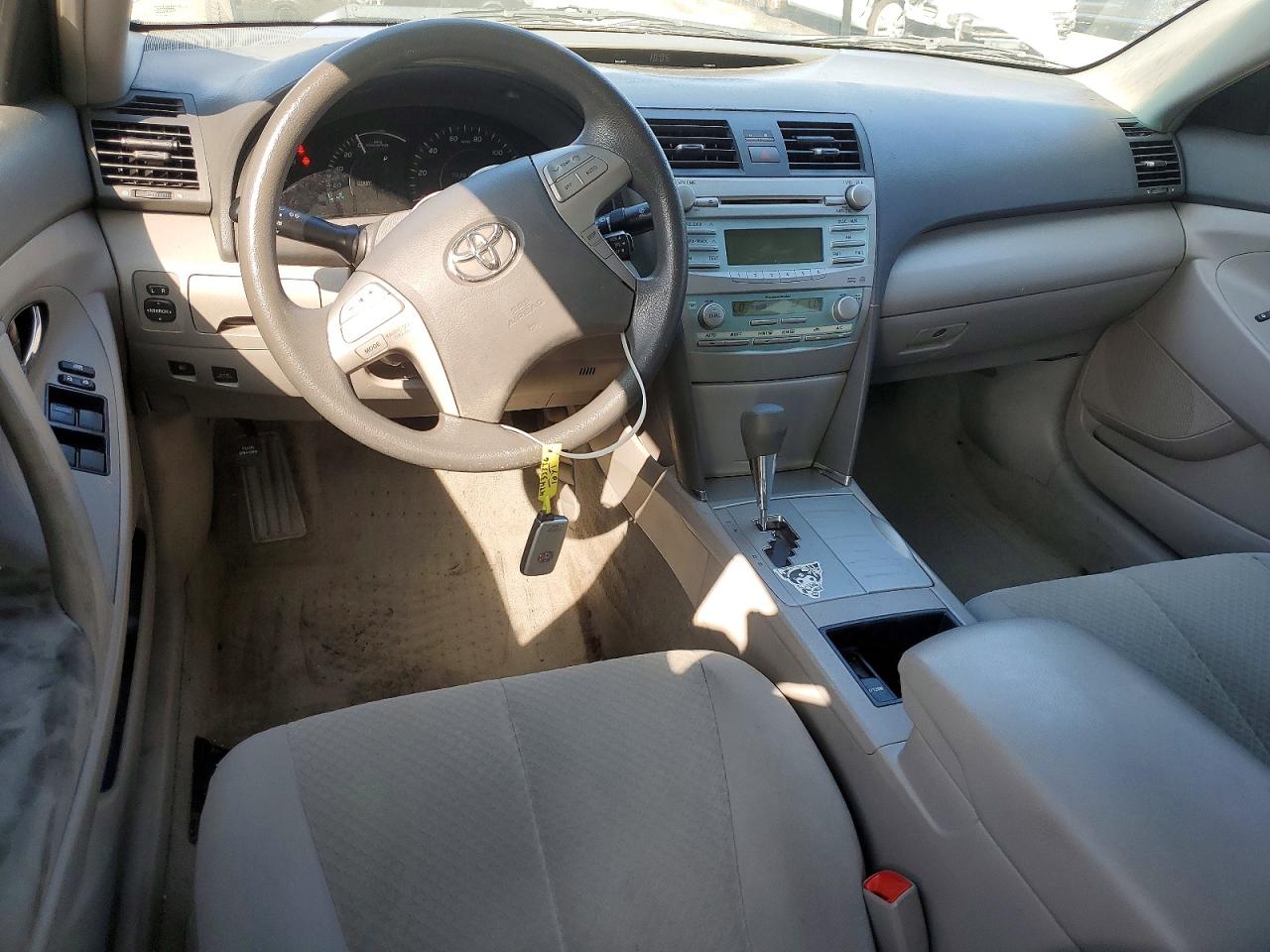 2008 Toyota Camry Hybrid Base Серебряный vin: 4T1BB46K08U040128