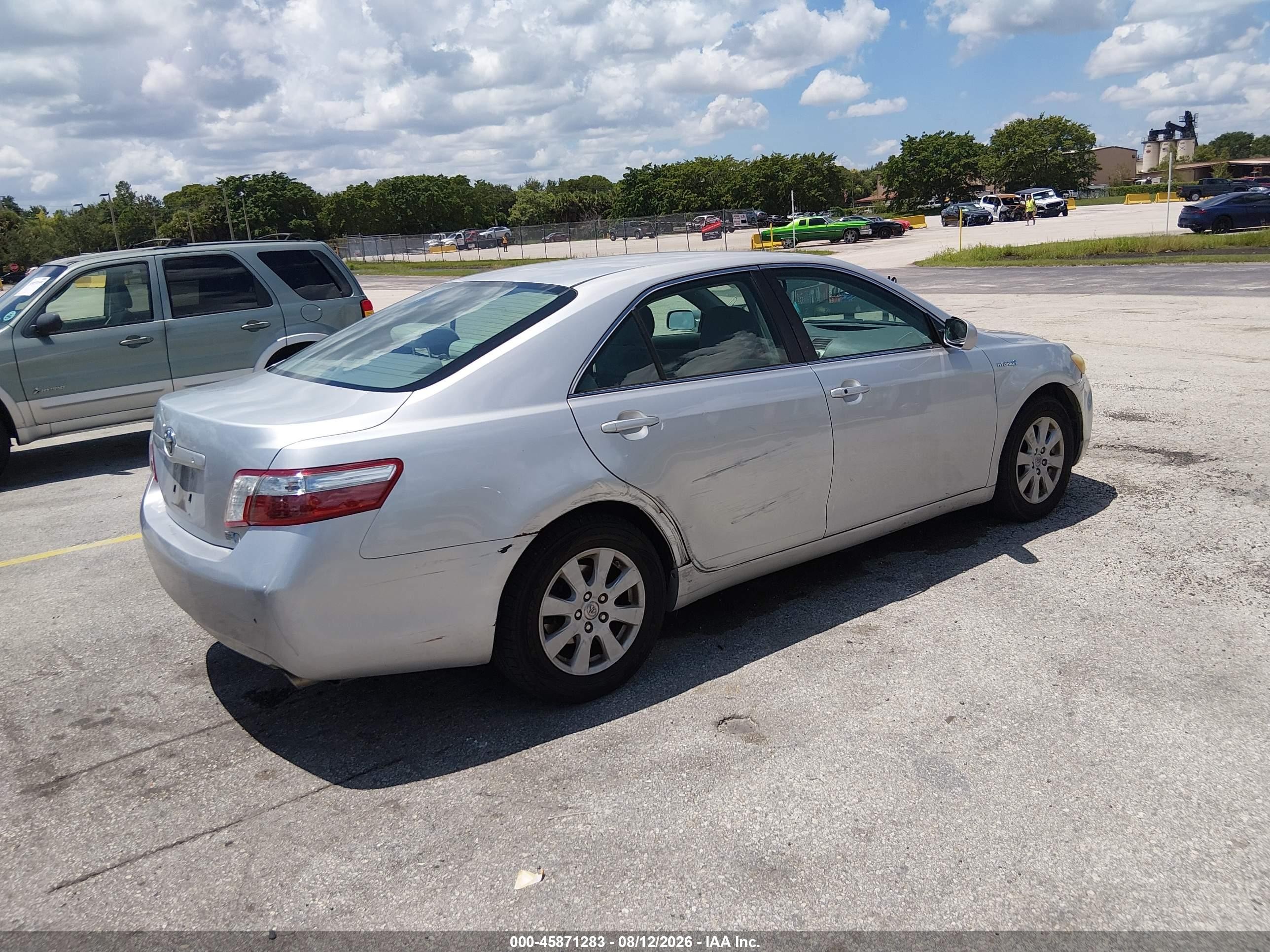 2008 Toyota Camry Hybrid   Silver vin: 4T1BB46K08U043305