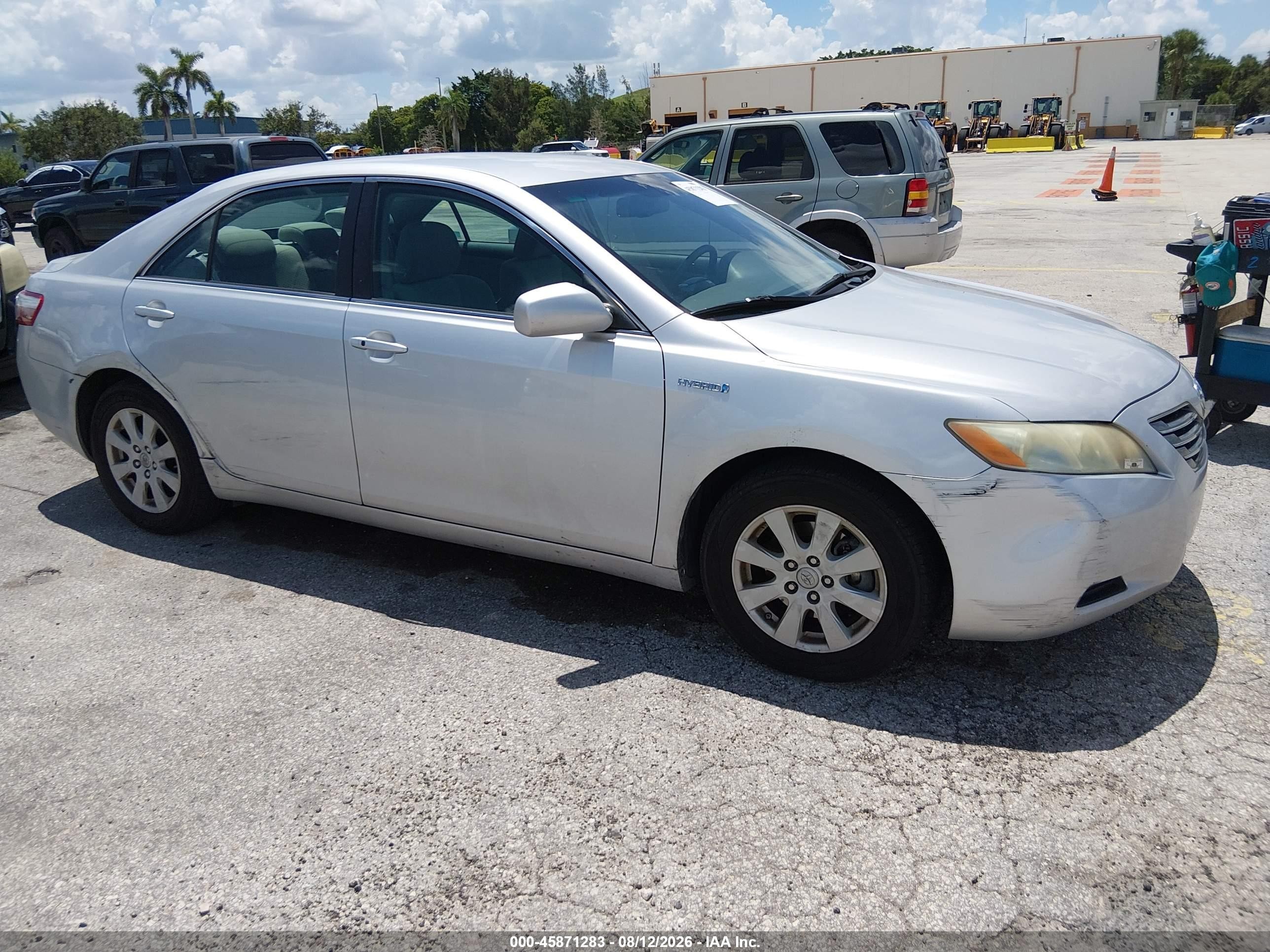 2008 Toyota Camry Hybrid   Silver vin: 4T1BB46K08U043305