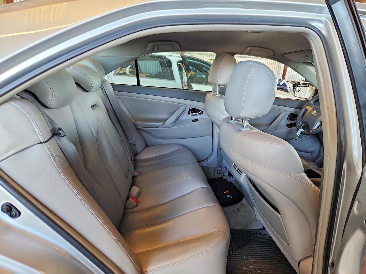 2009 Toyota Camry Hybrid Silver vin: 4T1BB46K09U101978