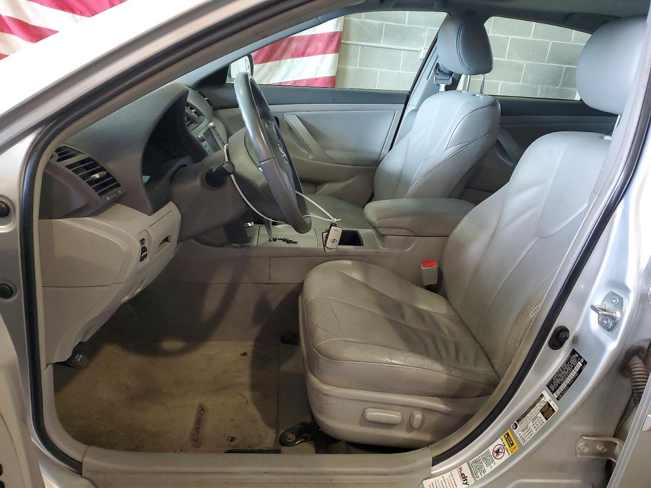 2009 Toyota Camry Hybrid Base Серебряный vin: 4T1BB46K19U107644