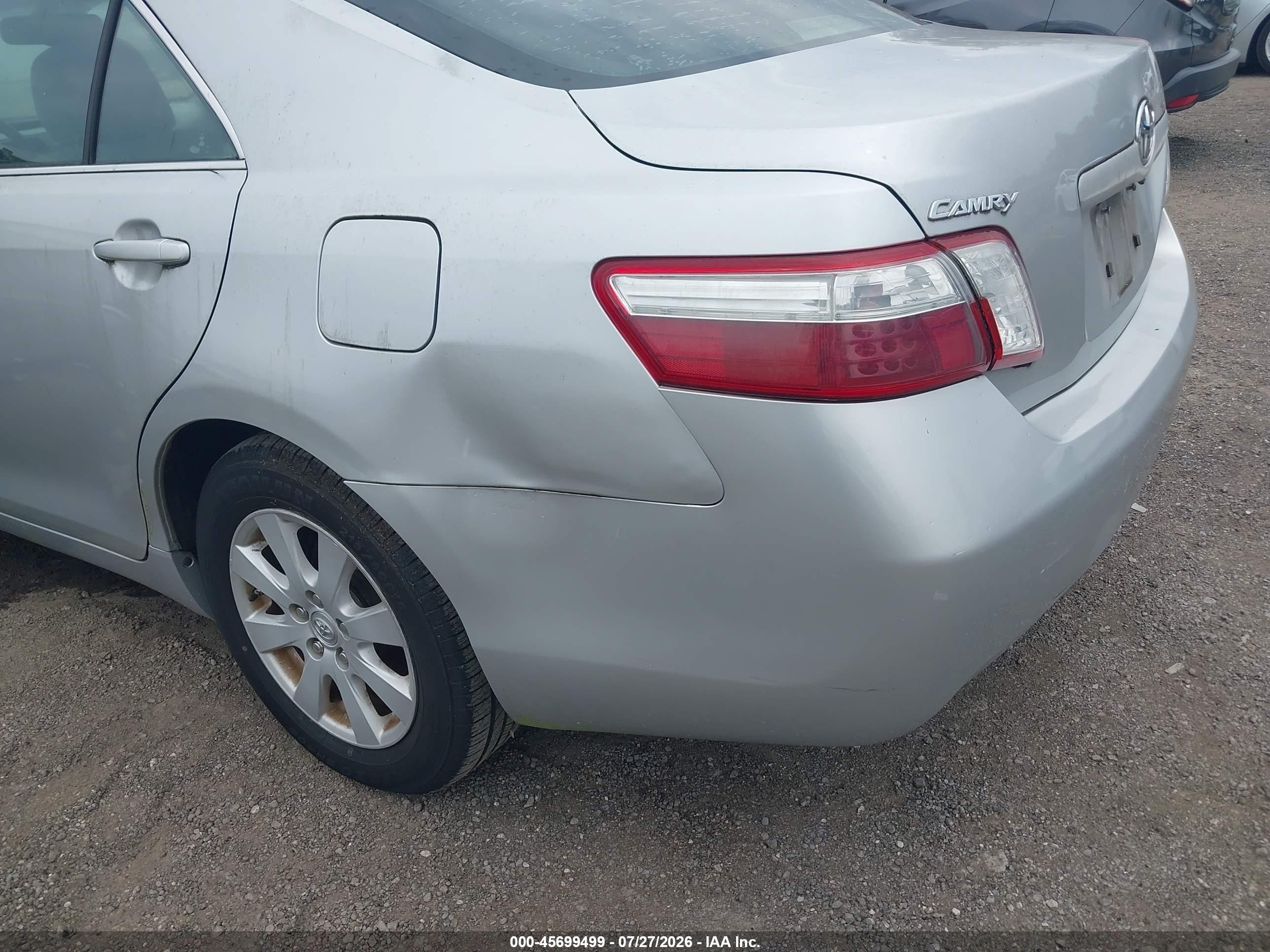 2007 Toyota Camry Hybrid   Silver vin: 4T1BB46K27U026553